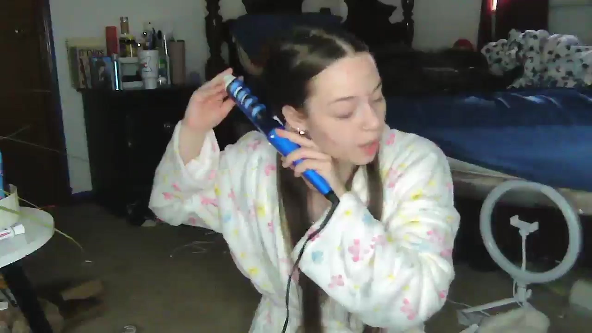 Gallery image thumbnail from Madisonfoxx69's myfreecams stream on, 06/11/2025, 17:33 image 3 of 20