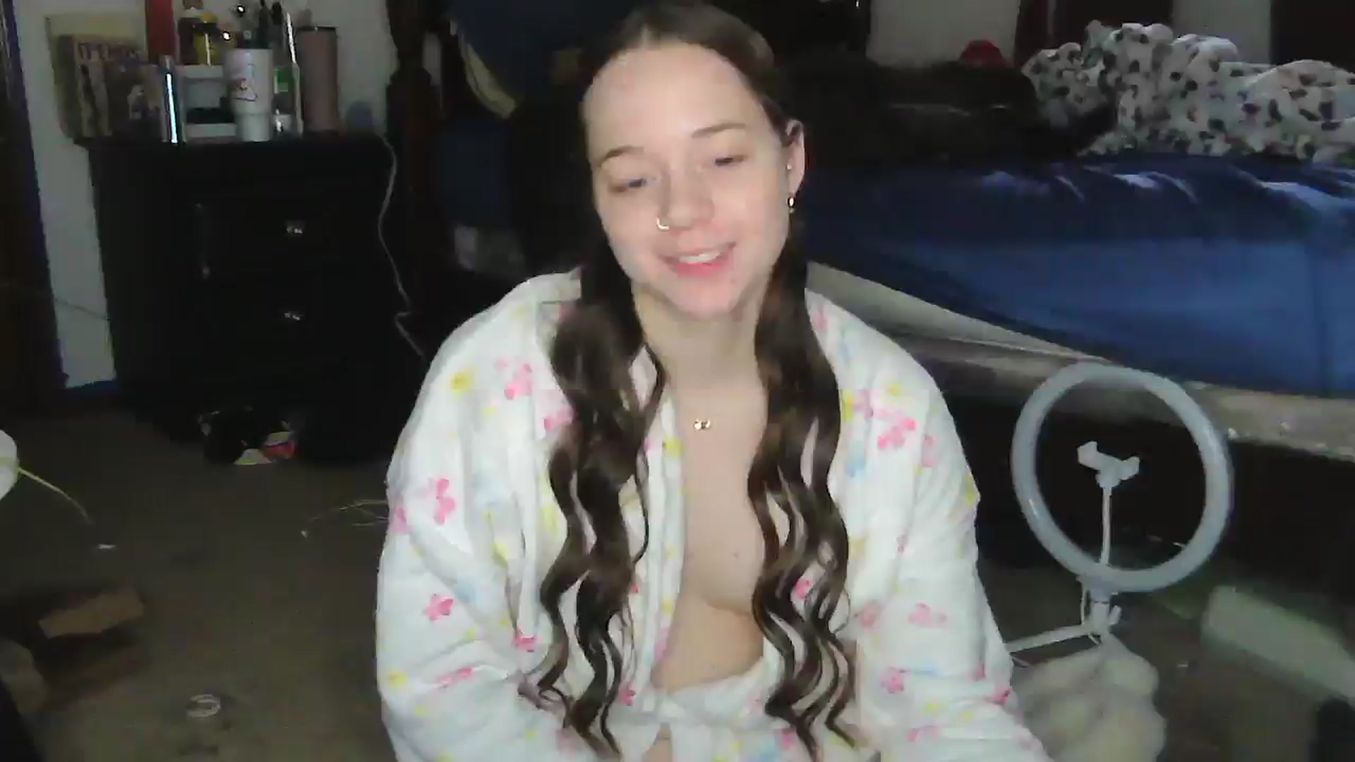 Gallery image thumbnail from Madisonfoxx69's myfreecams stream on, 06/11/2025, 17:33 image 12 of 20