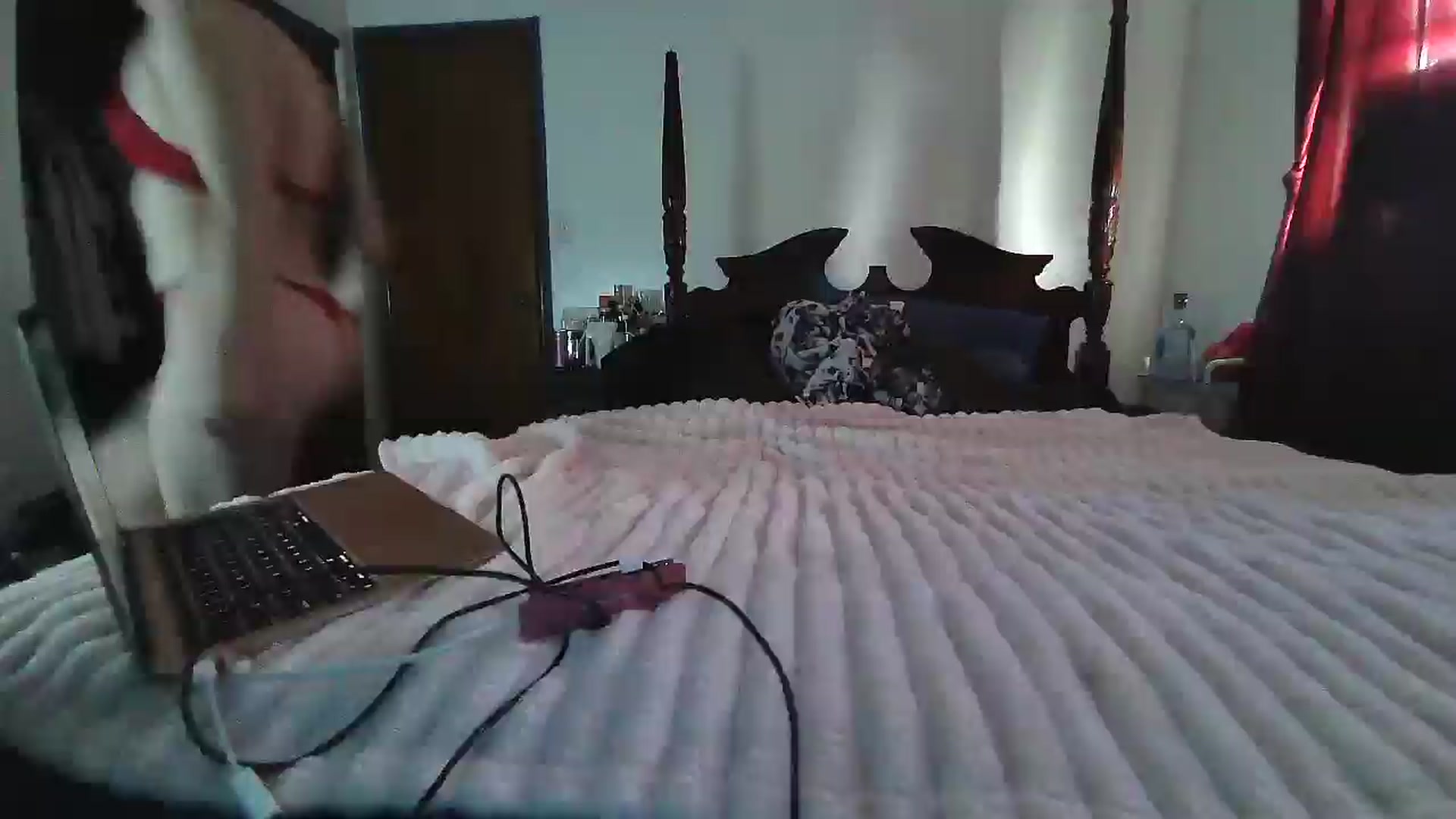 Gallery image thumbnail from Madisonfoxx69's myfreecams stream on, 06/14/2025, 22:03 image 2 of 20
