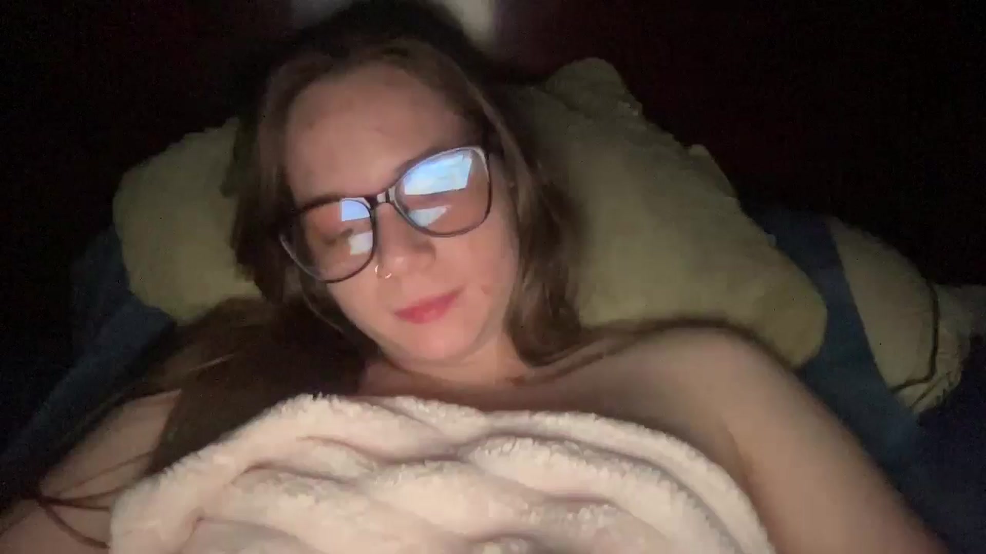 Gallery image thumbnail from Madisonfoxx69's myfreecams stream on, 06/18/2025, 03:20 image 14 of 20