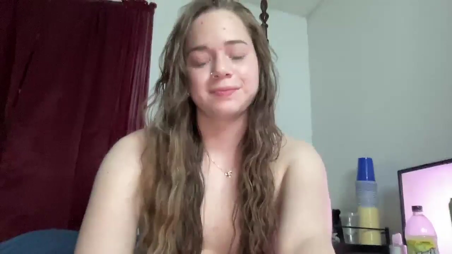 Gallery image thumbnail from Madisonfoxx69's myfreecams stream on, 06/20/2025, 02:29 image 20 of 20