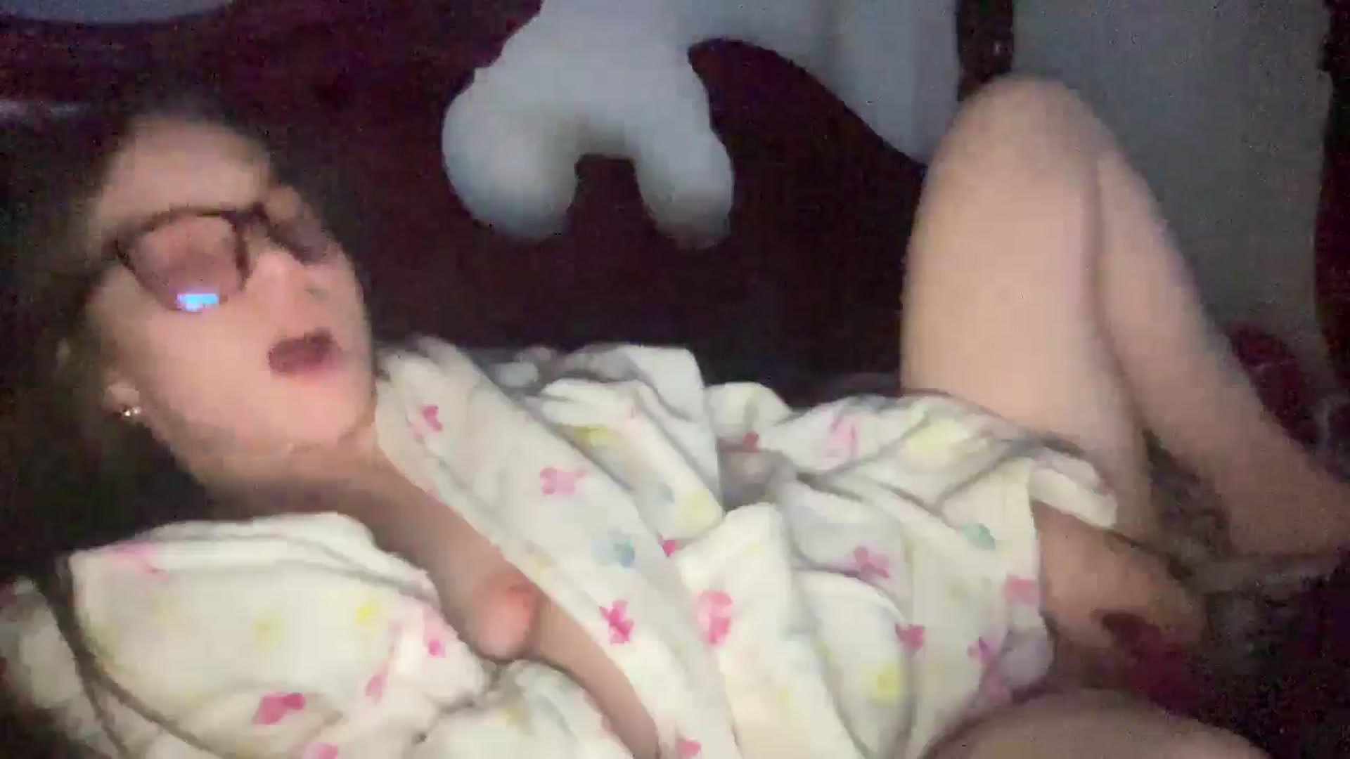 Gallery image thumbnail from Madisonfoxx69's myfreecams stream on, 06/26/2025, 03:33 image 16 of 20