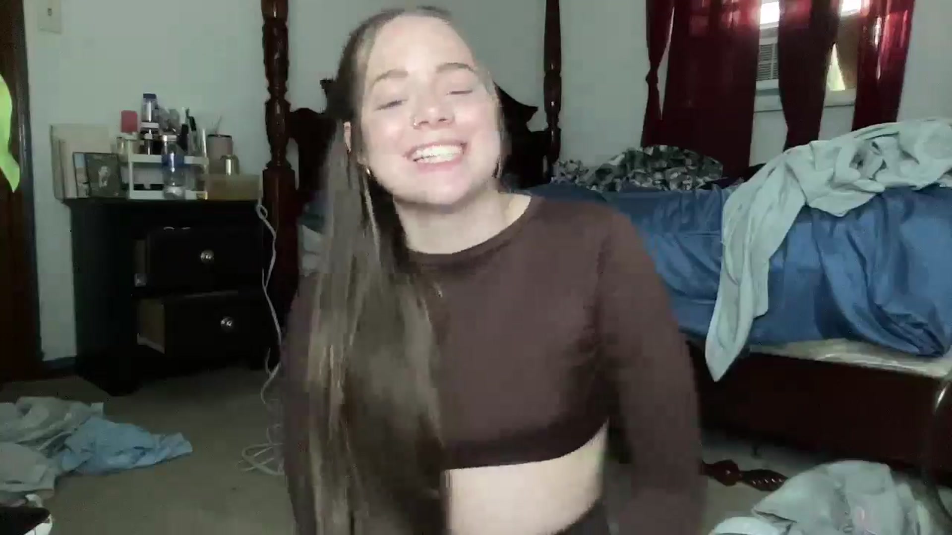 Gallery image thumbnail from Madisonfoxx69's myfreecams stream on, 07/06/2025, 24:37 image 3 of 20