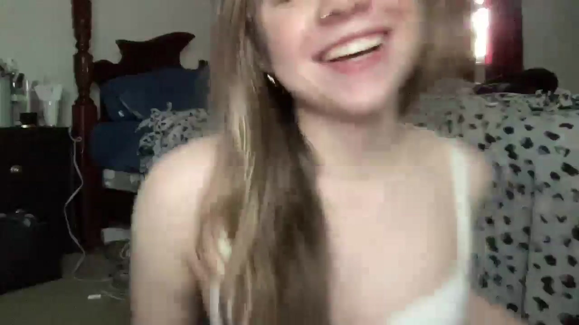 Gallery image thumbnail from Madisonfoxx69's myfreecams stream on, 07/21/2025, 20:15 image 11 of 20