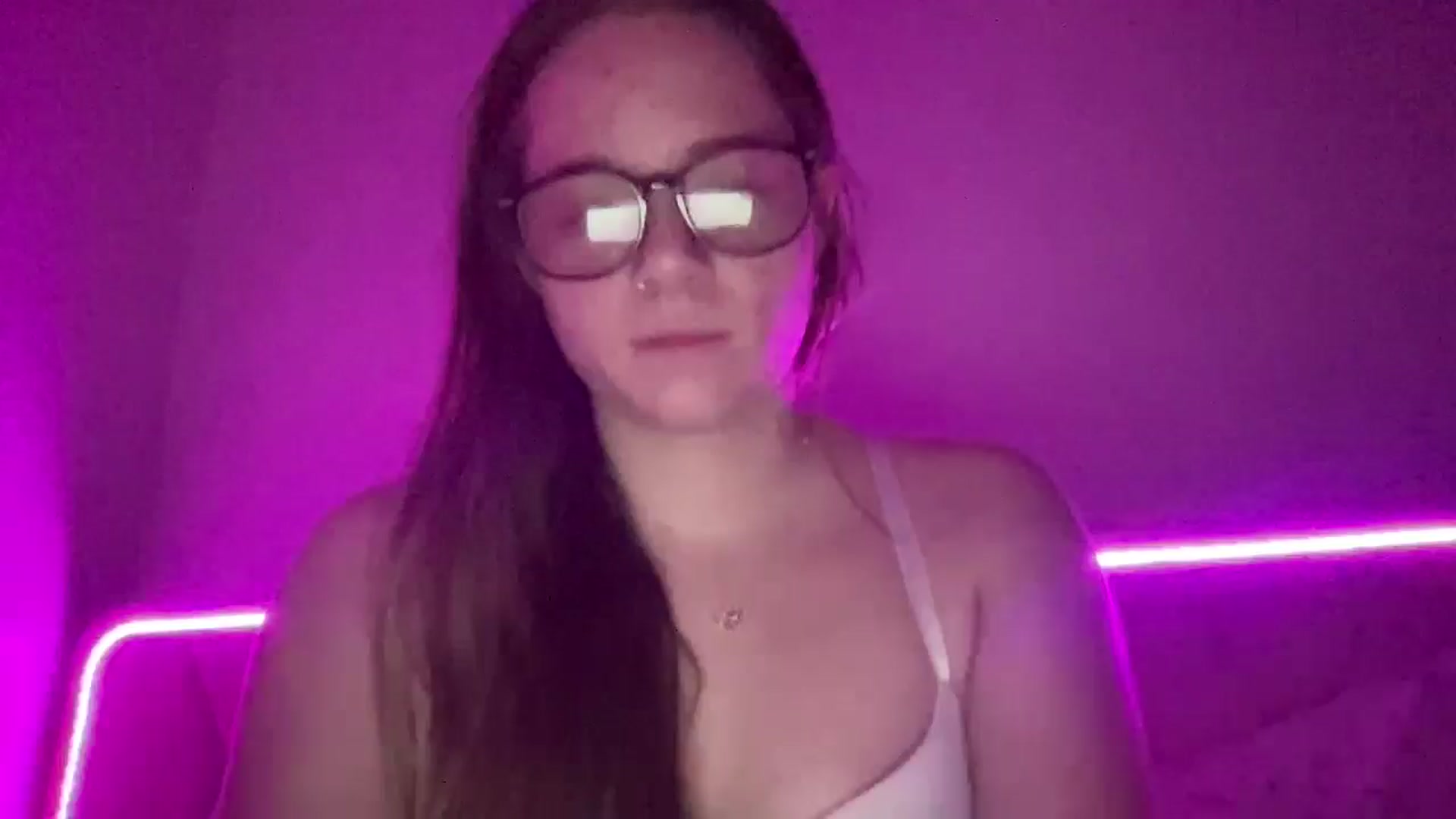 Gallery image thumbnail from Madisonfoxx69's myfreecams stream on, 08/02/2025, 03:59 image 14 of 20