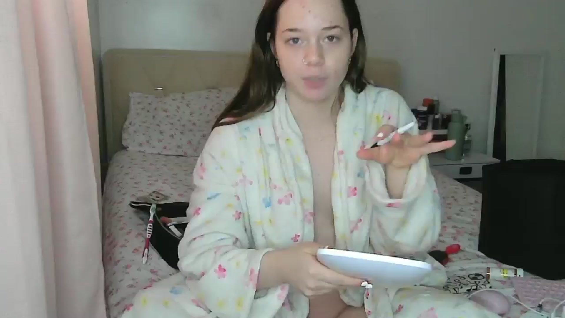 Gallery image thumbnail from Madisonfoxx69's myfreecams stream on, 08/03/2025, 20:07 image 1 of 20