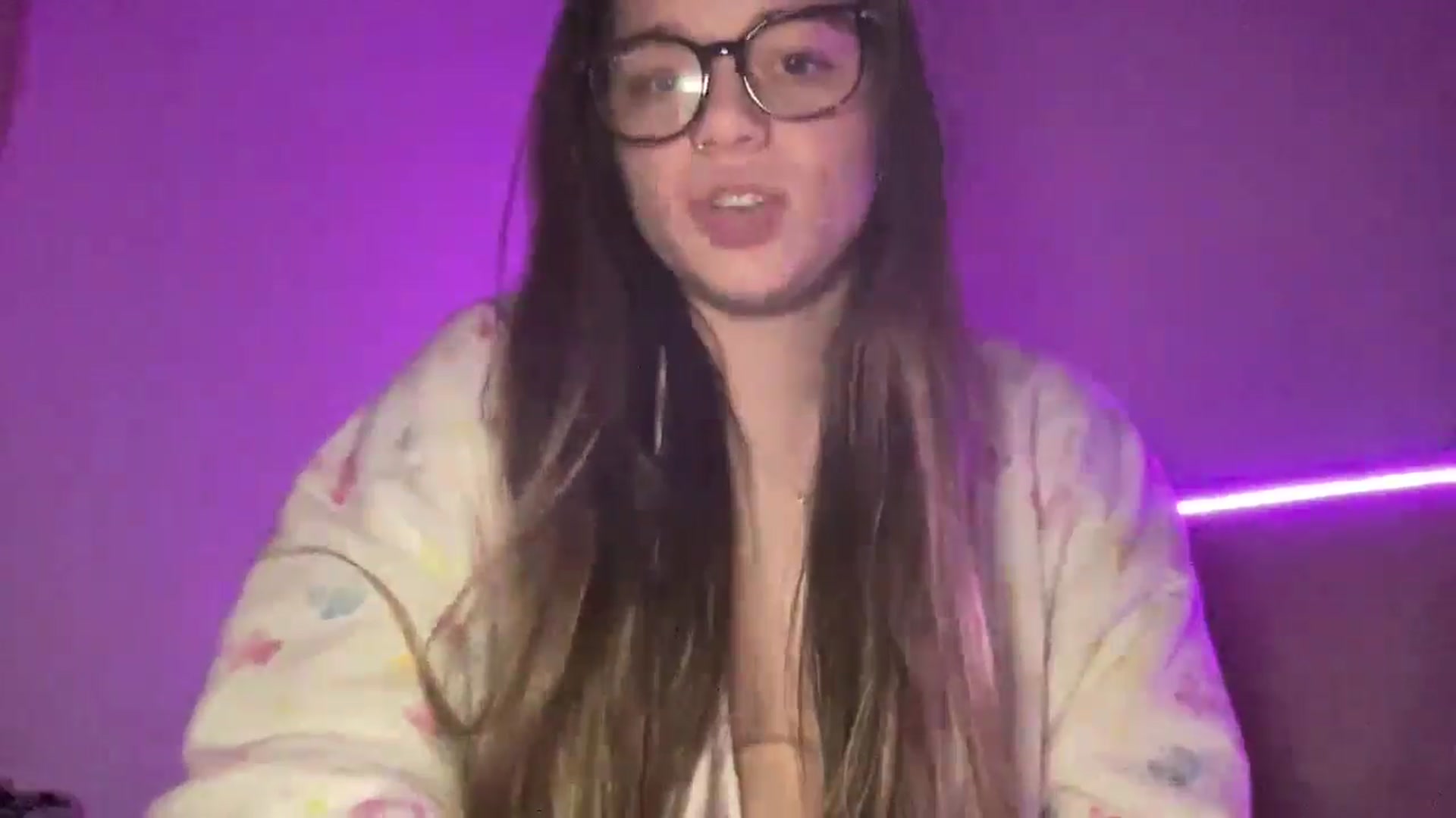 Gallery image thumbnail from Madisonfoxx69's myfreecams stream on, 08/24/2025, 05:44 image 18 of 20