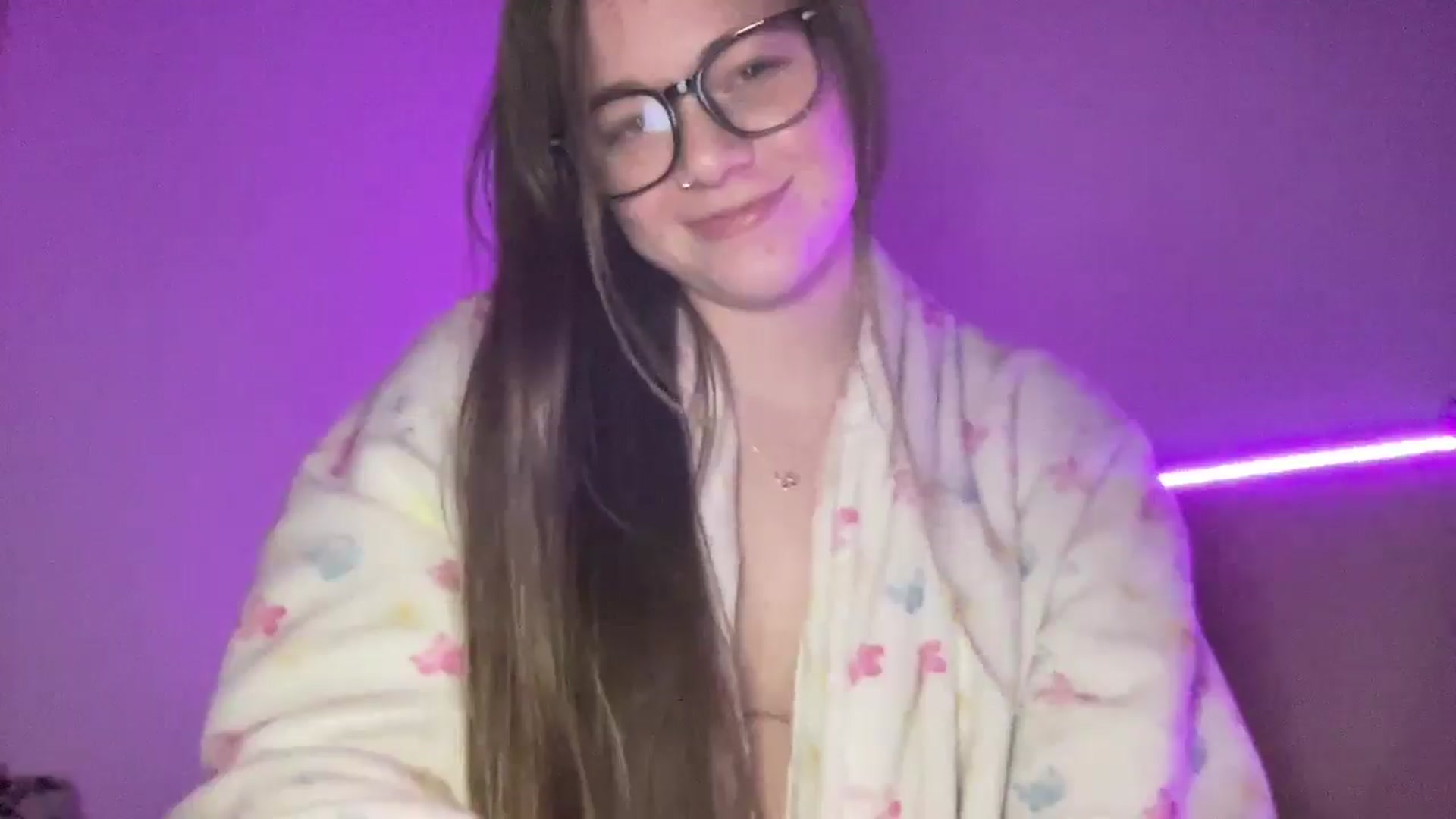 Gallery image thumbnail from Madisonfoxx69's myfreecams stream on, 08/24/2025, 05:44 image 19 of 20