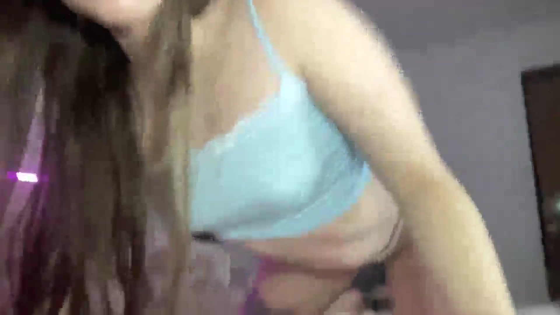 Gallery image thumbnail from Madisonfoxx69's myfreecams stream on, 09/10/2025, 01:48 image 18 of 20