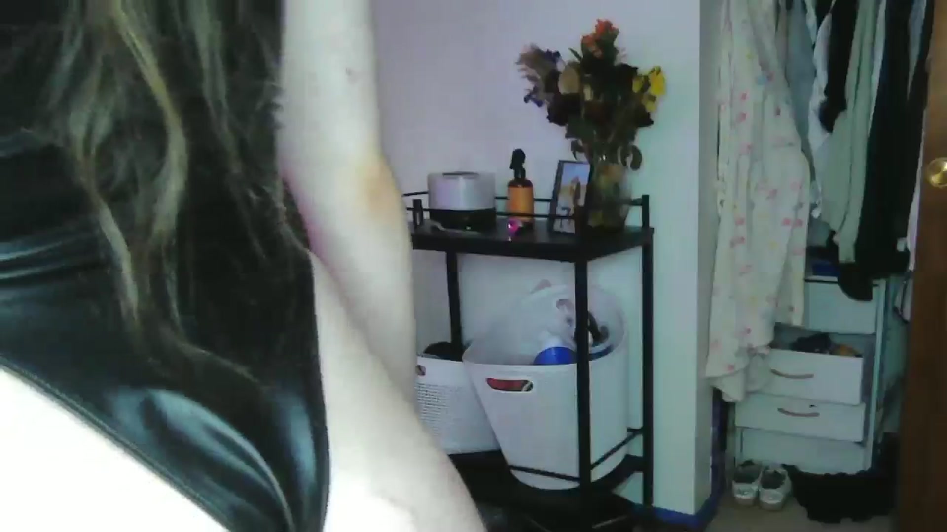 Gallery image thumbnail from Madisonfoxx69's myfreecams stream on, 10/04/2025, 22:17 image 13 of 20