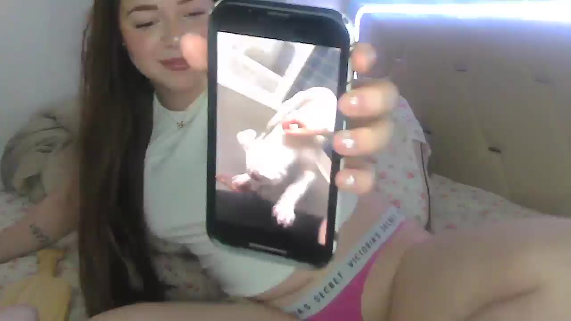Gallery image thumbnail from Madisonfoxx69's myfreecams stream on, 10/18/2025, 23:16 image 1 of 20