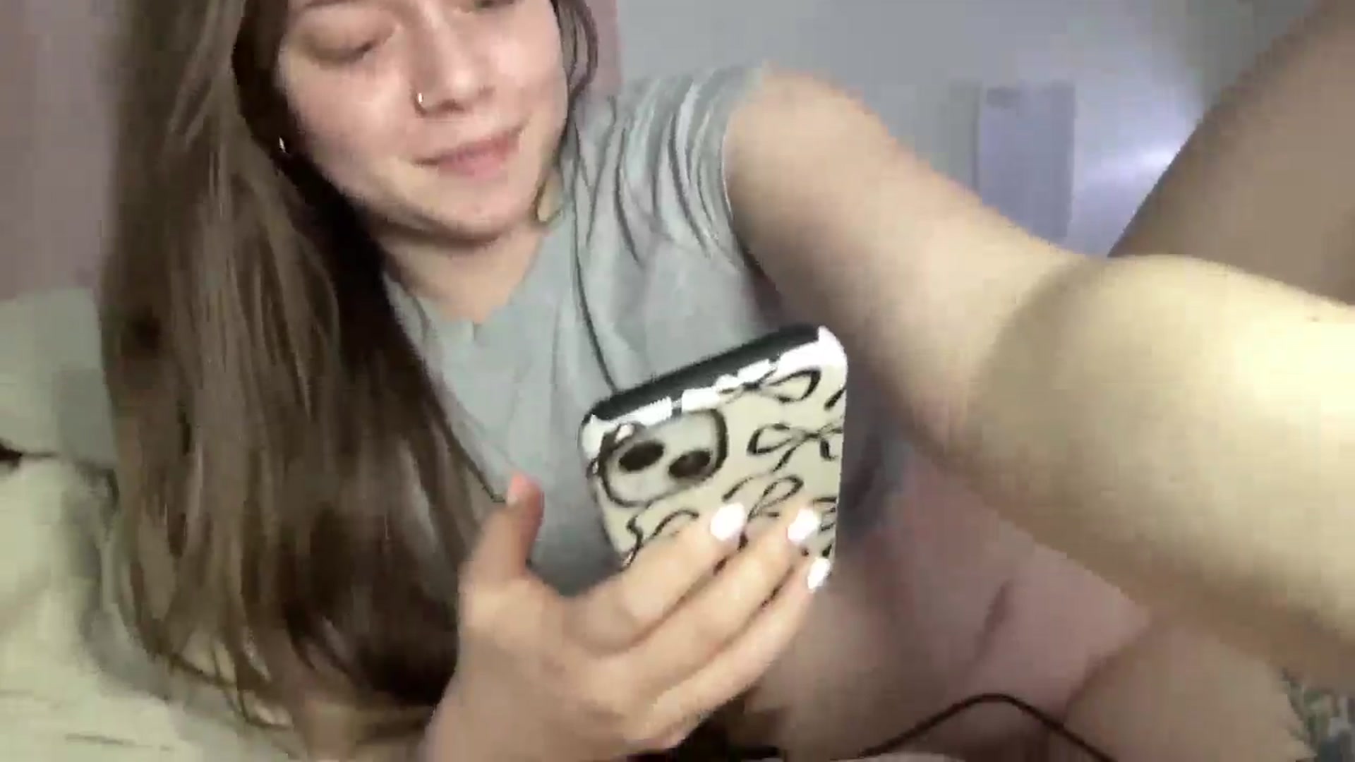 Gallery image thumbnail from Madisonfoxx69's myfreecams stream on, 10/30/2025, 04:08 image 13 of 20