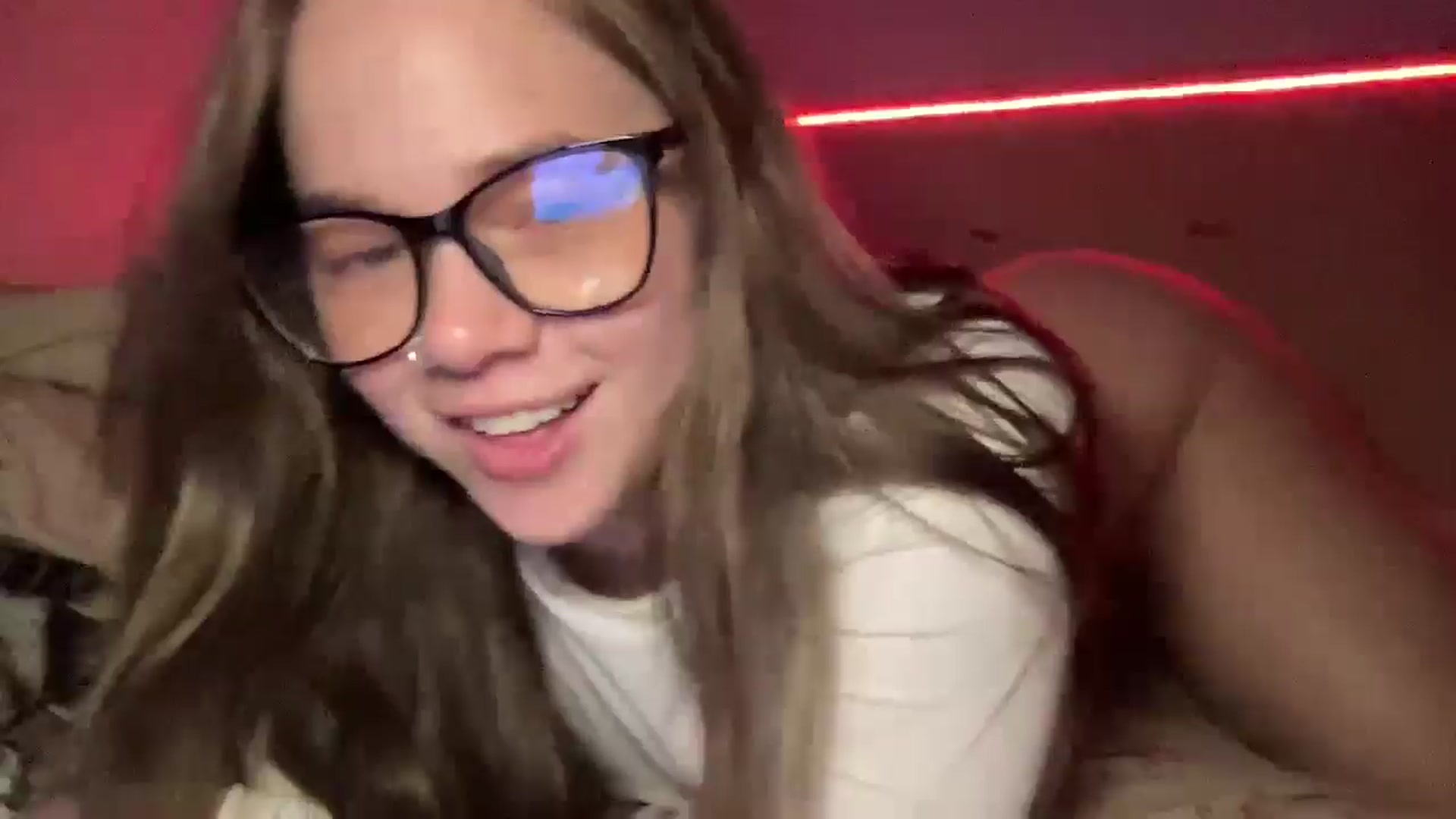 Gallery image thumbnail from Madisonfoxx69's myfreecams stream on, 11/06/2025, 06:04 image 7 of 20