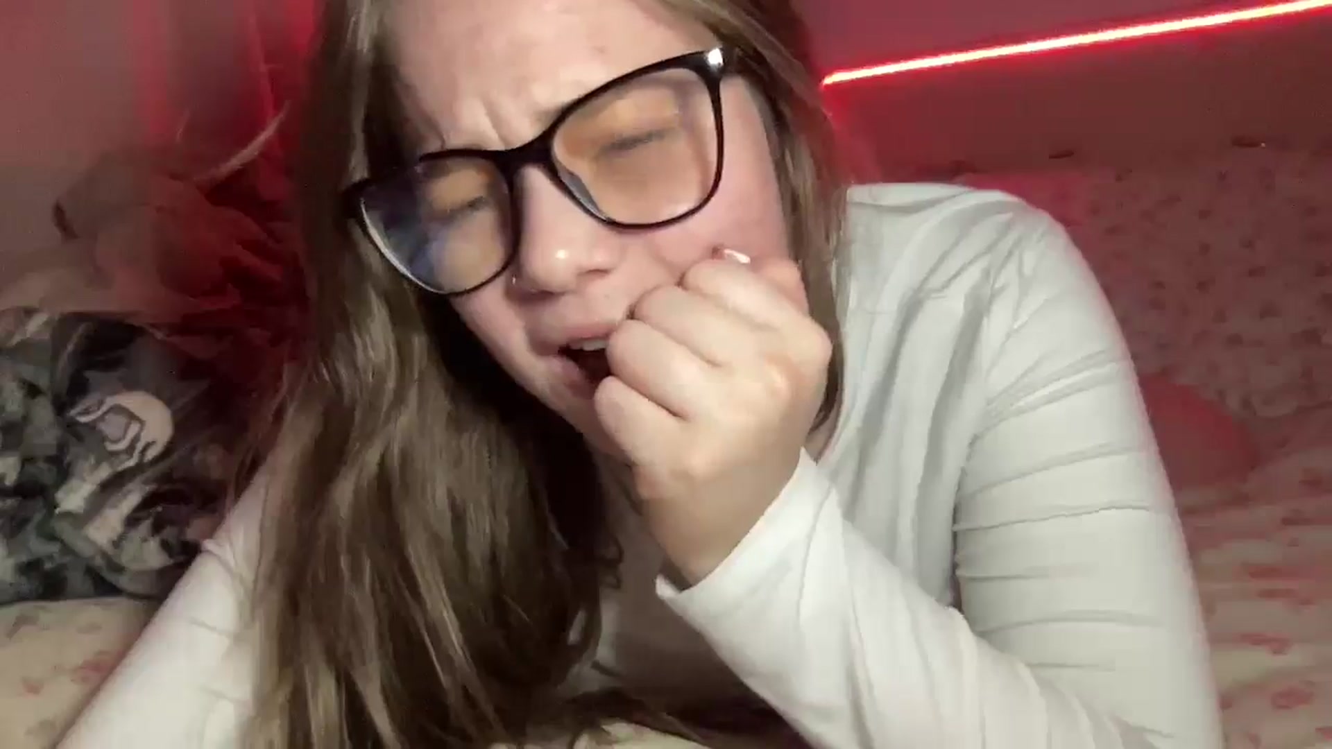 Gallery image thumbnail from Madisonfoxx69's myfreecams stream on, 11/07/2025, 03:53 image 16 of 20