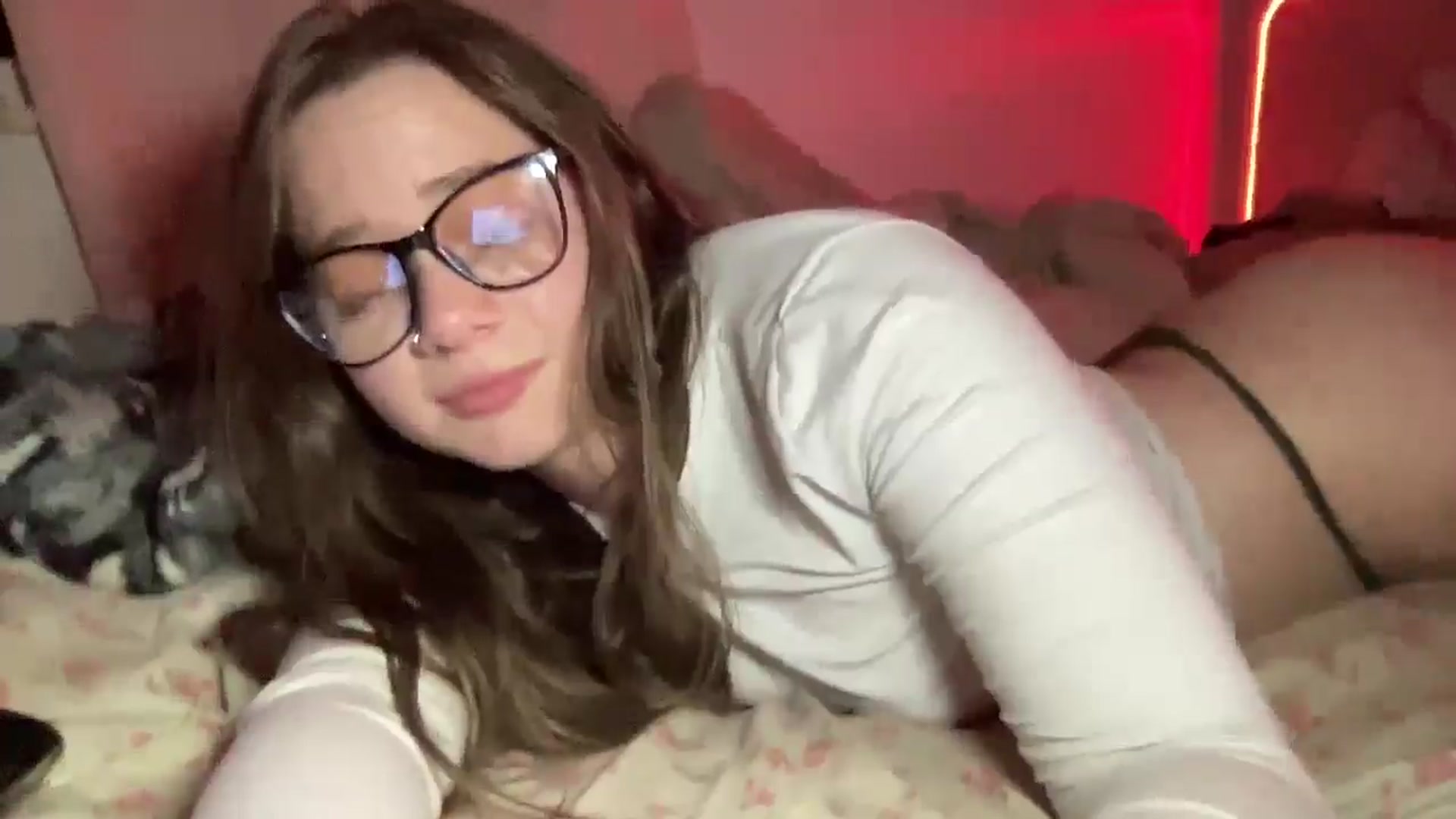 Gallery image thumbnail from Madisonfoxx69's myfreecams stream on, 11/07/2025, 04:22 image 17 of 20