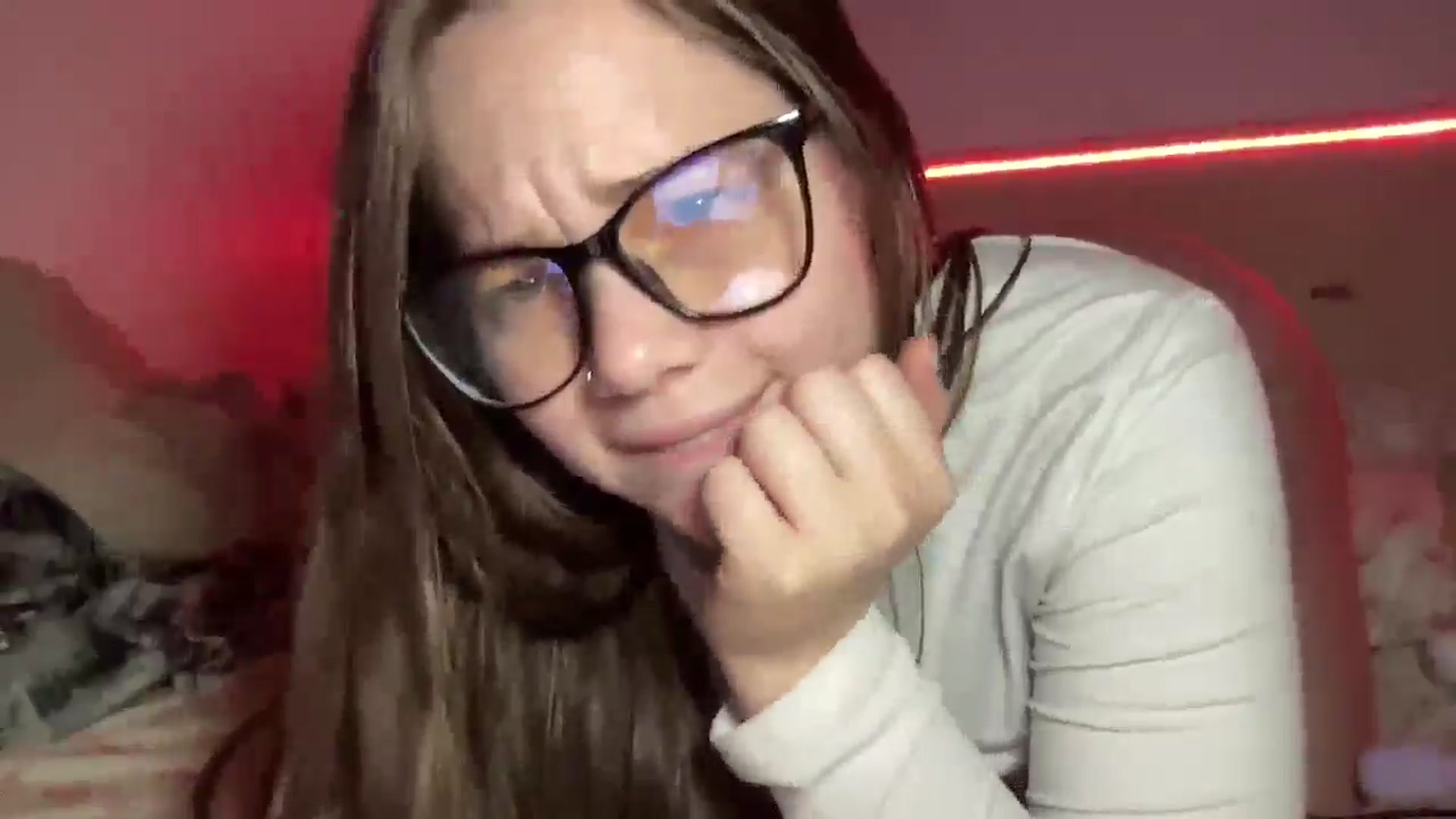 Gallery image thumbnail from Madisonfoxx69's myfreecams stream on, 11/07/2025, 06:19 image 13 of 20