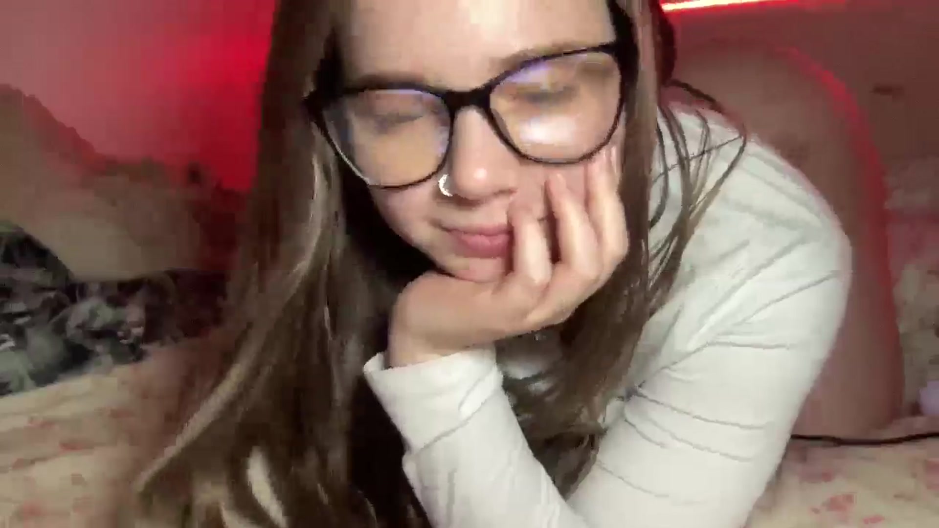 Gallery image thumbnail from Madisonfoxx69's myfreecams stream on, 11/07/2025, 06:19 image 10 of 20