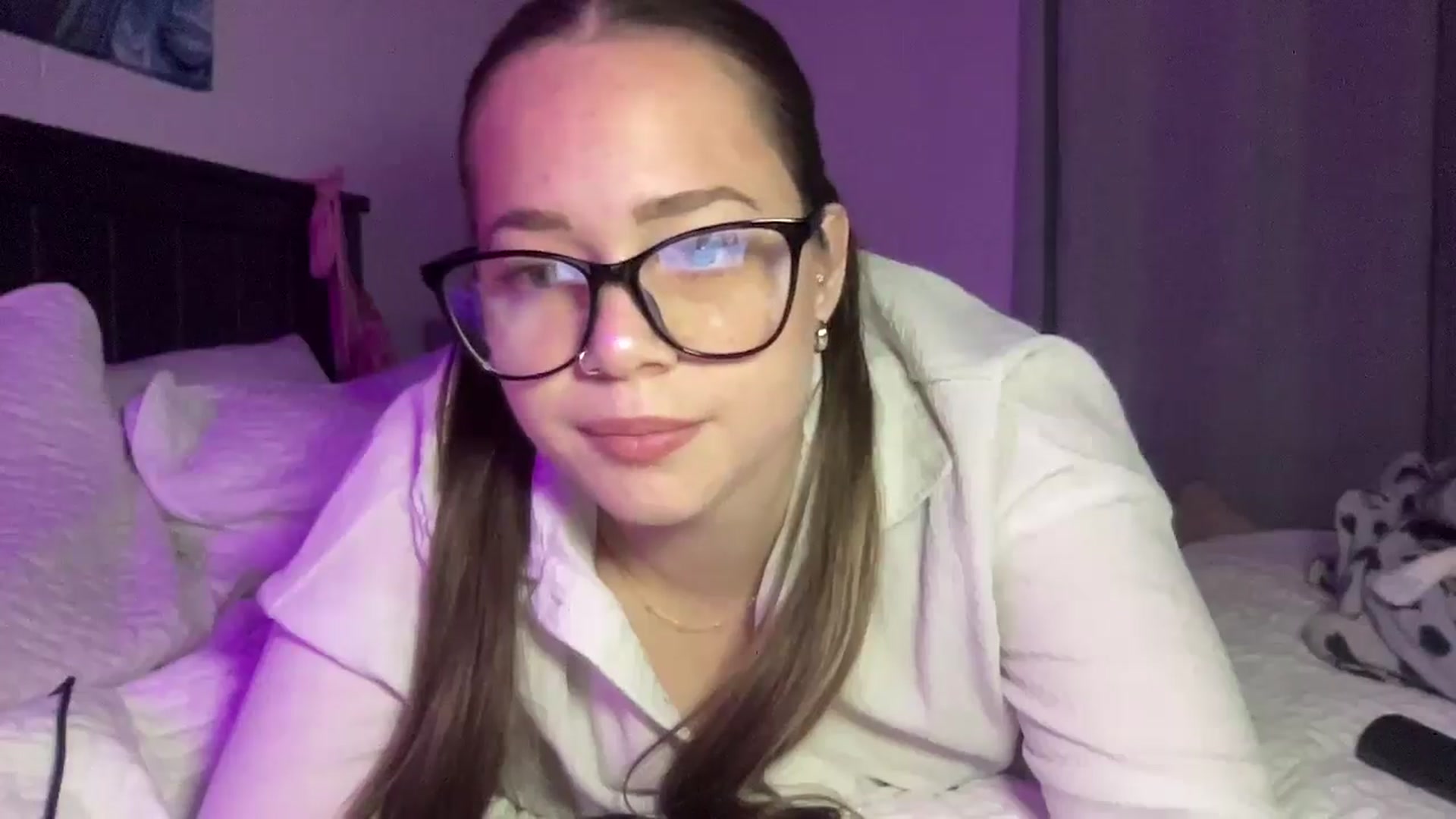 Gallery image thumbnail from Madisonfoxx69's myfreecams stream on, 11/10/2025, 03:58 image 20 of 20