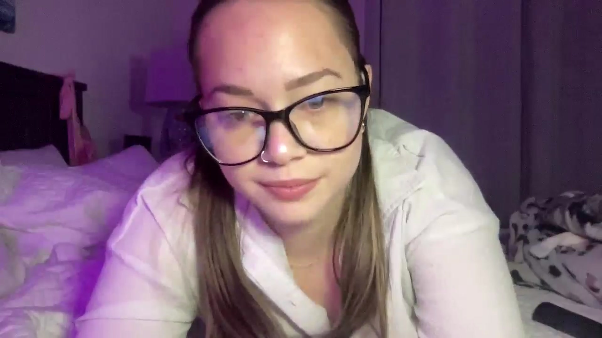 Gallery image thumbnail from Madisonfoxx69's myfreecams stream on, 11/10/2025, 04:15 image 3 of 20
