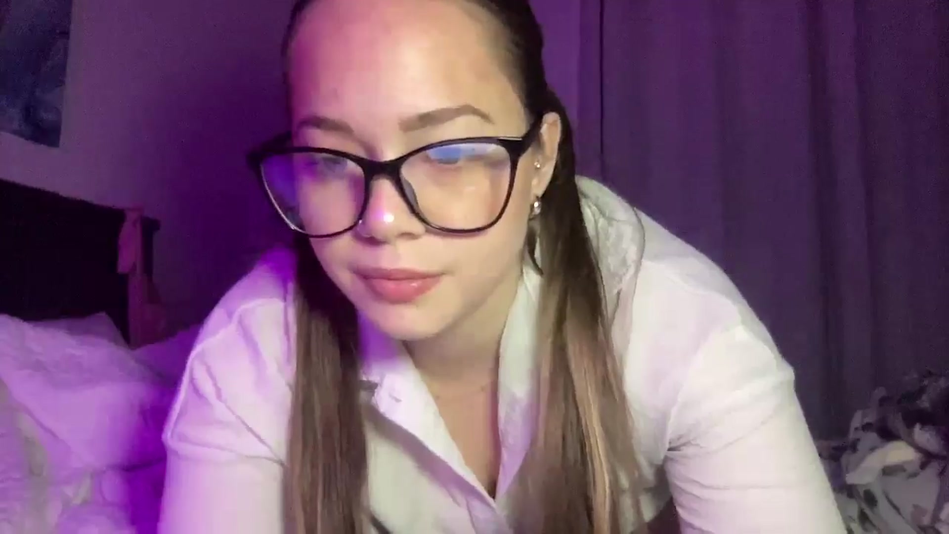 Gallery image thumbnail from Madisonfoxx69's myfreecams stream on, 11/10/2025, 04:15 image 15 of 20