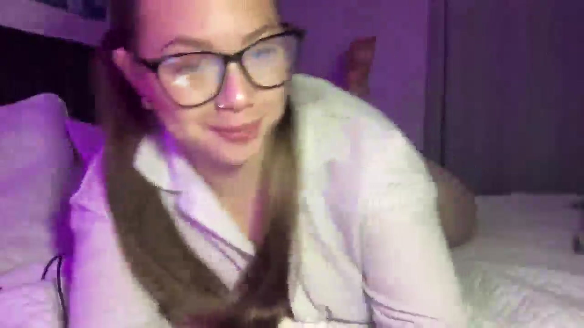 Gallery image thumbnail from Madisonfoxx69's myfreecams stream on, 11/10/2025, 04:15 image 18 of 20