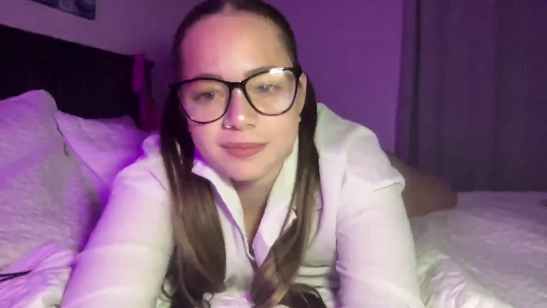 Gallery image thumbnail from Madisonfoxx69's myfreecams stream on, 11/10/2025, 04:32 image 13 of 20