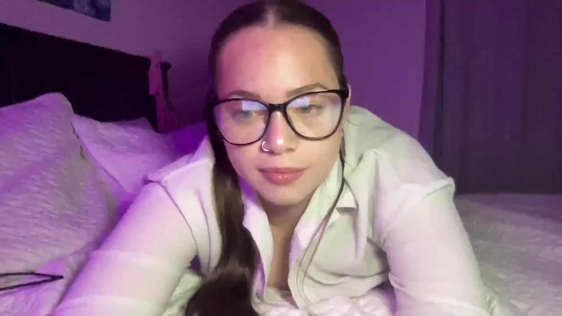 Gallery image thumbnail from Madisonfoxx69's myfreecams stream on, 11/10/2025, 04:32 image 9 of 20