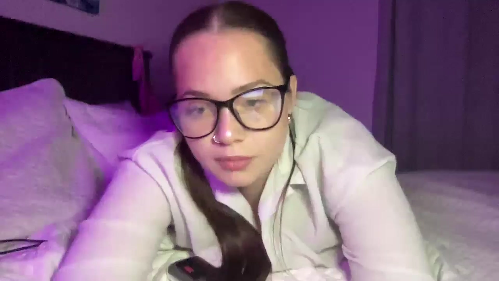 Gallery image thumbnail from Madisonfoxx69's myfreecams stream on, 11/10/2025, 04:32 image 10 of 20