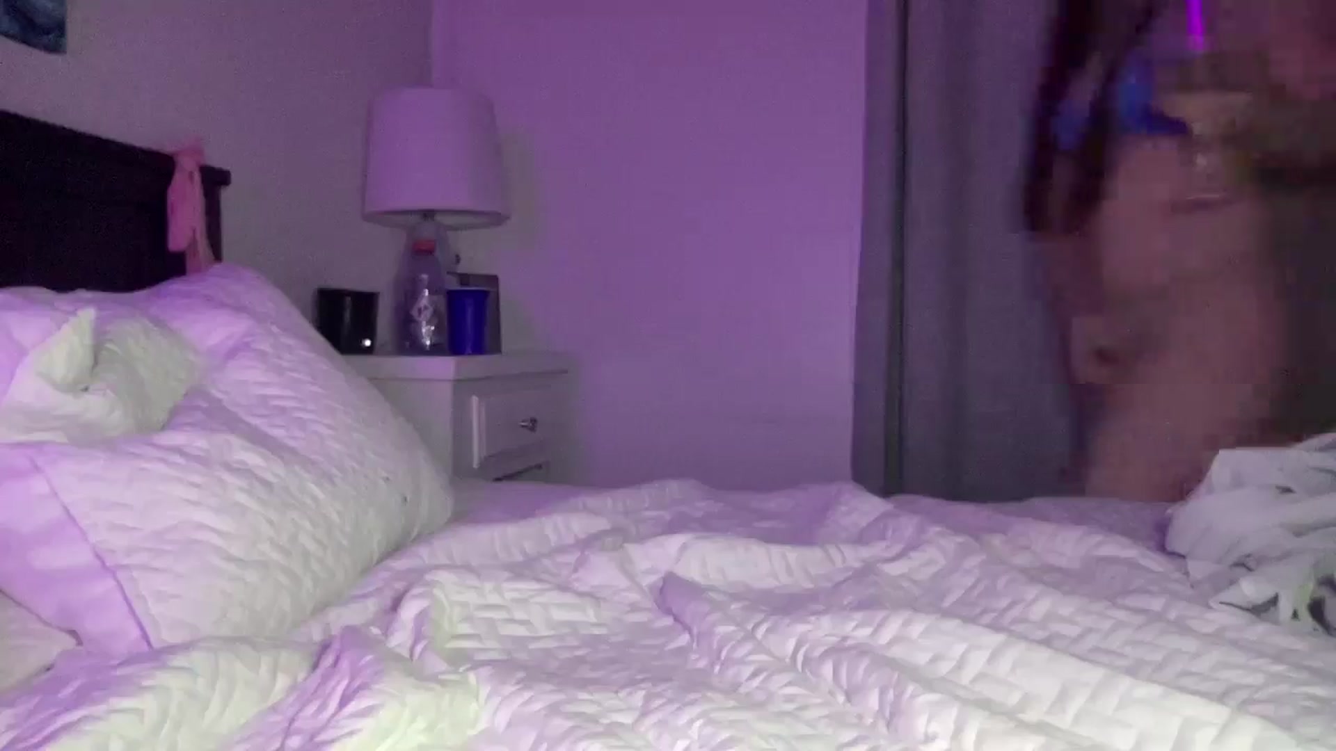Gallery image thumbnail from Madisonfoxx69's myfreecams stream on, 11/10/2025, 06:12 image 9 of 20
