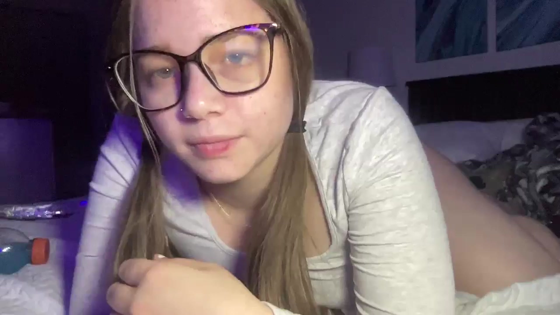 Gallery image thumbnail from Madisonfoxx69's myfreecams stream on, 11/17/2025, 06:22 image 8 of 20