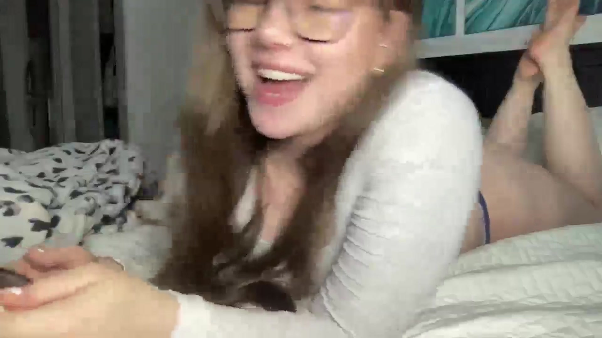 Gallery image thumbnail from Madisonfoxx69's myfreecams stream on, 11/18/2025, 01:18 image 19 of 20