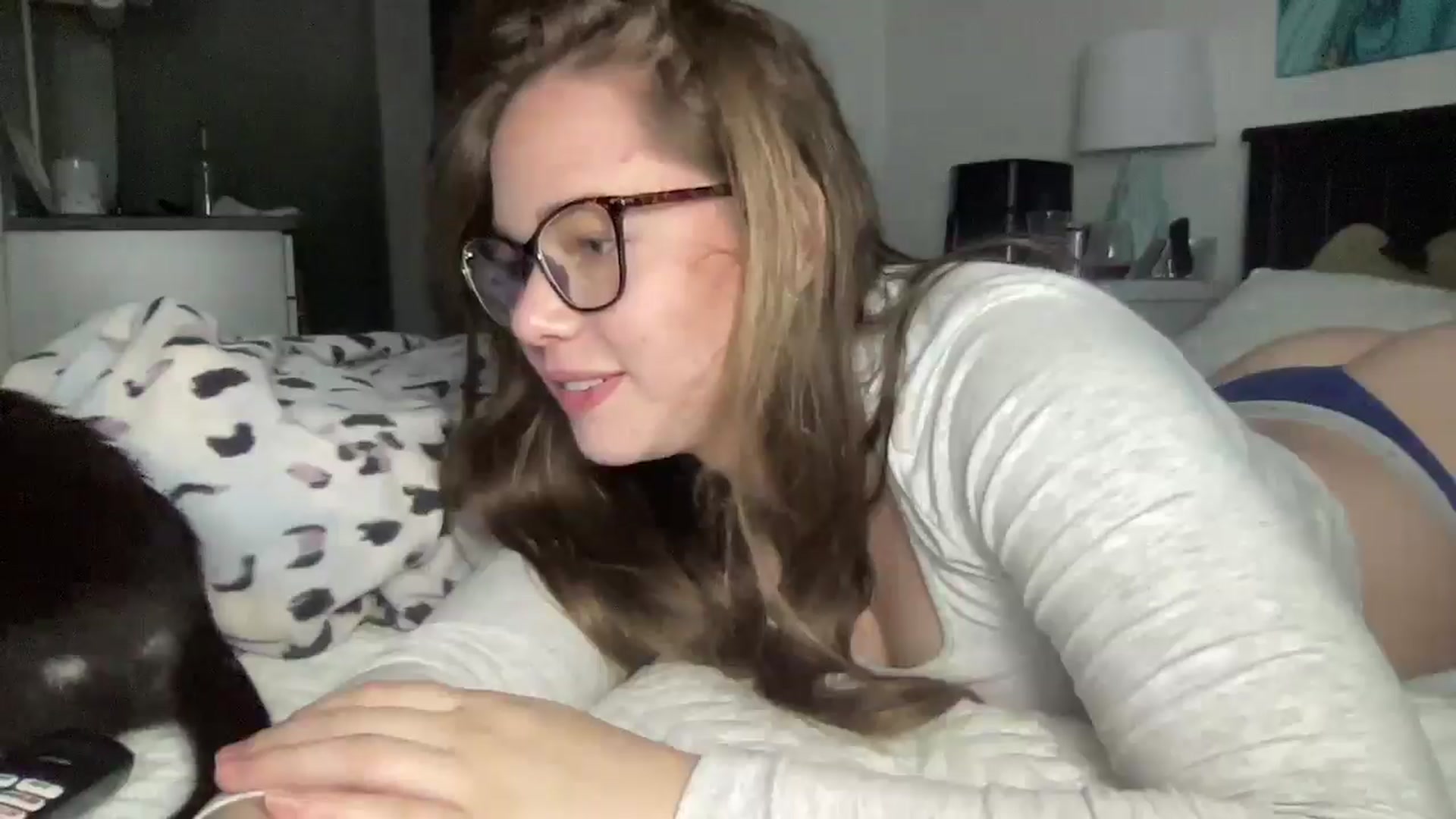 Gallery image thumbnail from Madisonfoxx69's myfreecams stream on, 11/18/2025, 01:18 image 16 of 20