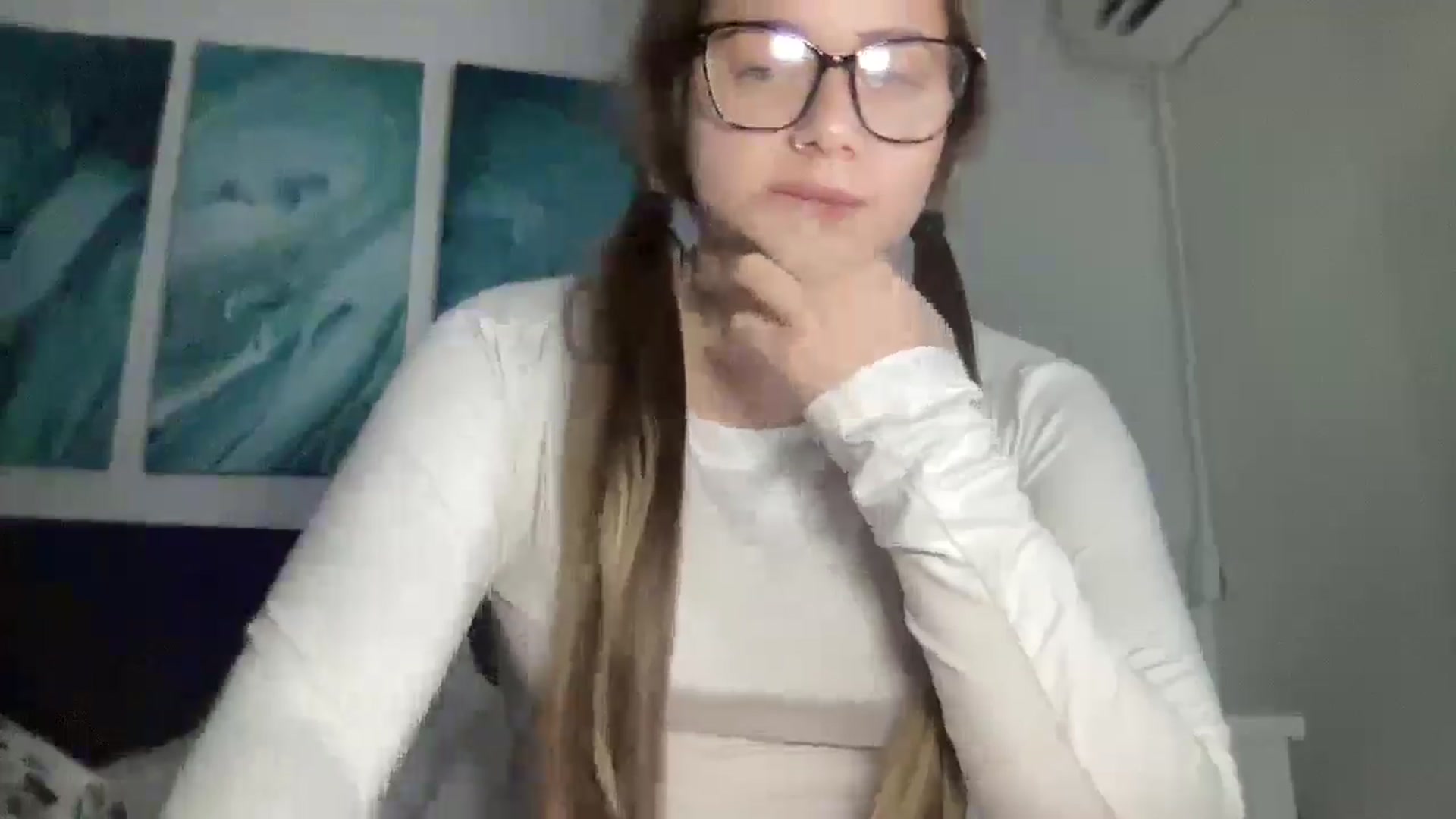 Gallery image thumbnail from Madisonfoxx69's myfreecams stream on, 11/19/2025, 05:44 image 6 of 20