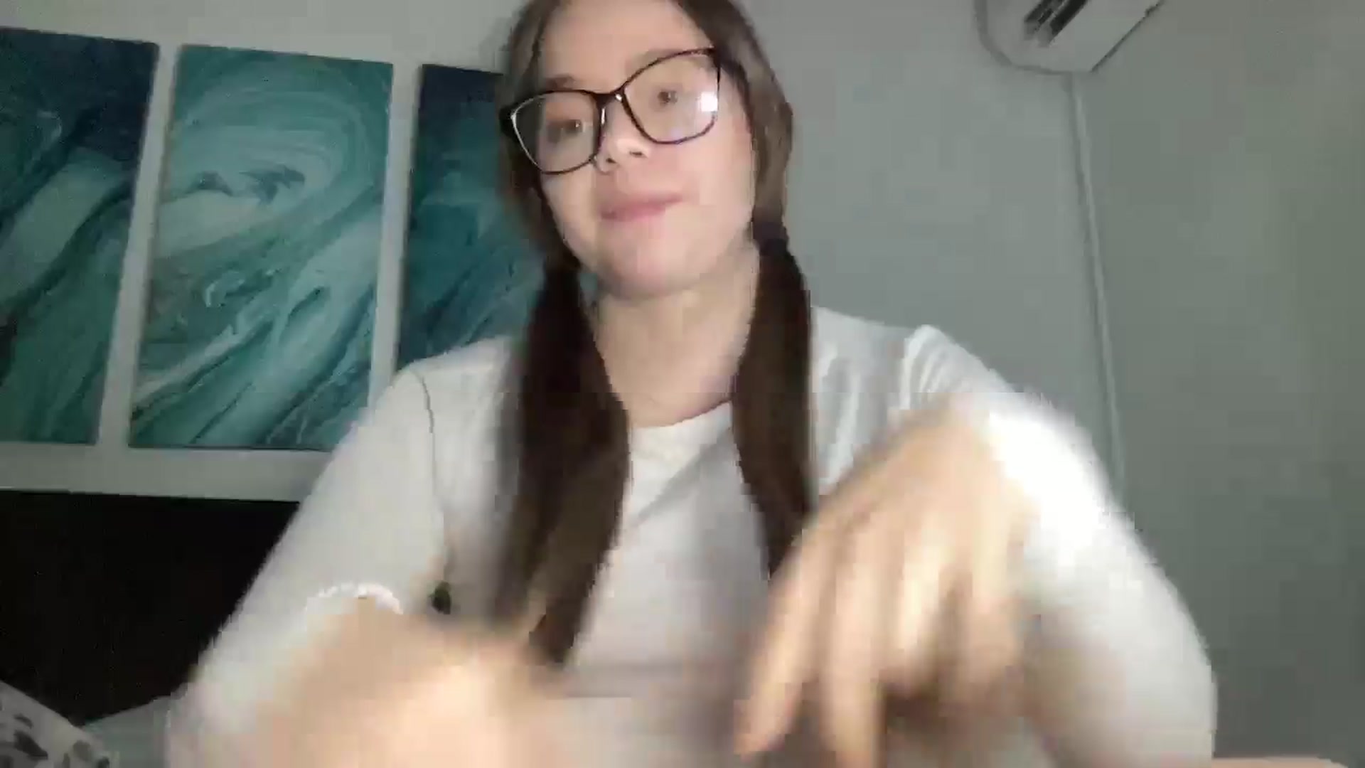 Gallery image thumbnail from Madisonfoxx69's myfreecams stream on, 11/19/2025, 05:44 image 8 of 20