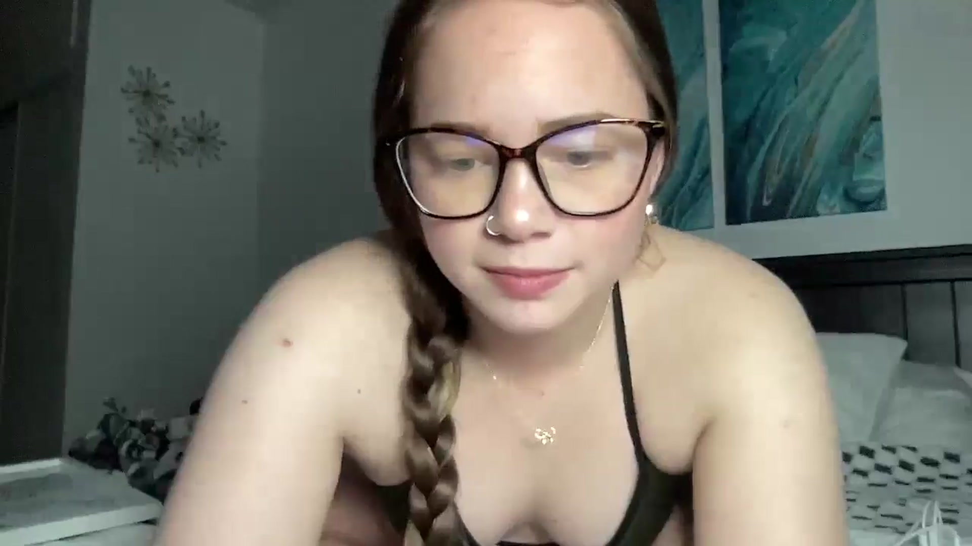Gallery image thumbnail from Madisonfoxx69's myfreecams stream on, 11/21/2025, 03:11 image 9 of 20