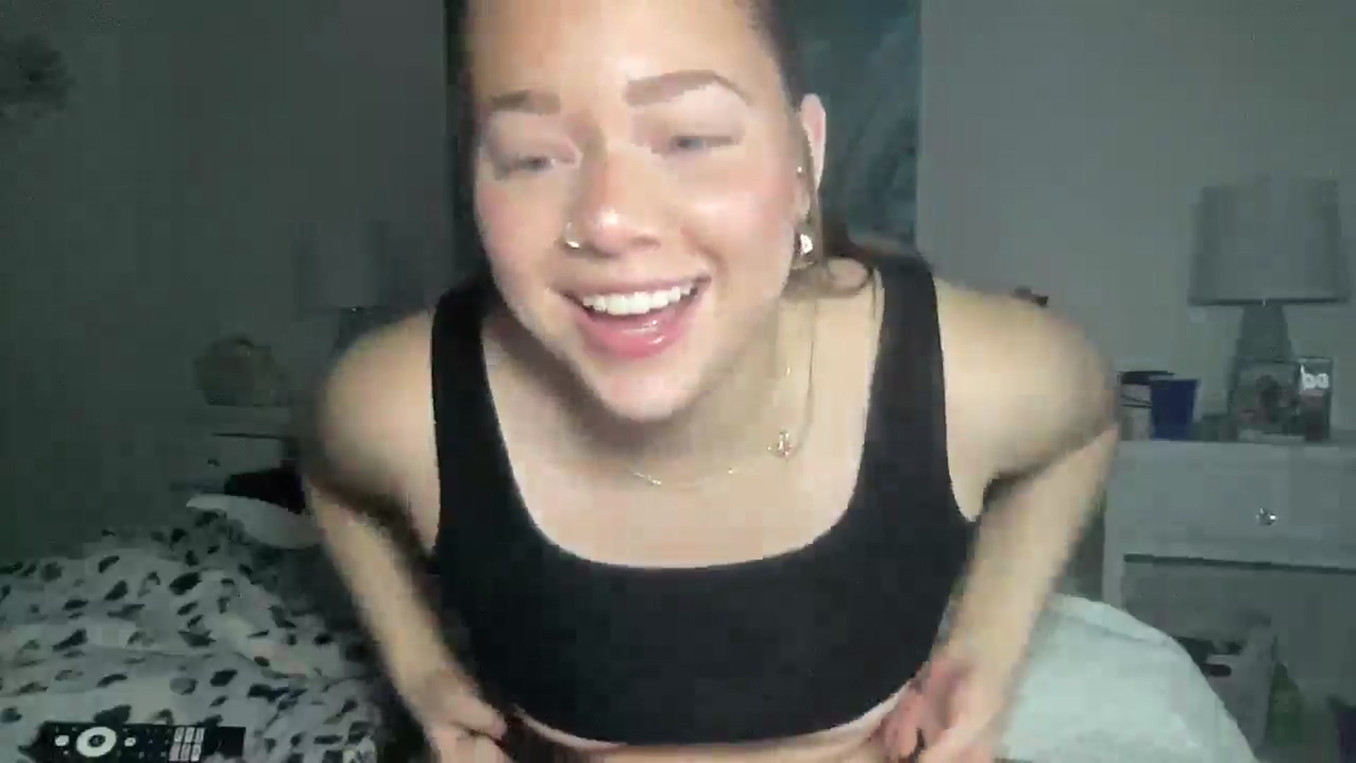 Gallery image thumbnail from Madisonfoxx69's myfreecams stream on, 11/23/2025, 02:37 image 12 of 20