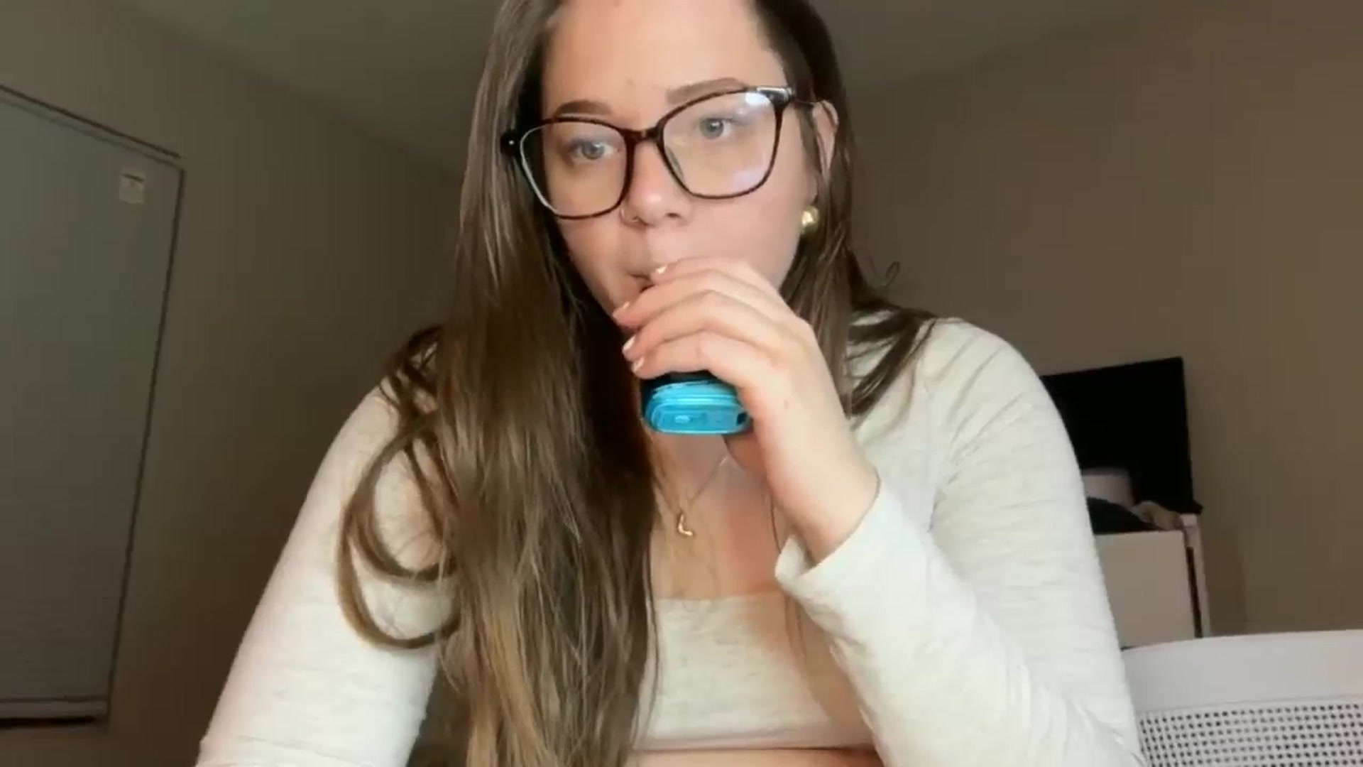 Gallery image thumbnail from Madisonfoxx69's myfreecams stream on, 12/22/2025, 01:52 image 3 of 20