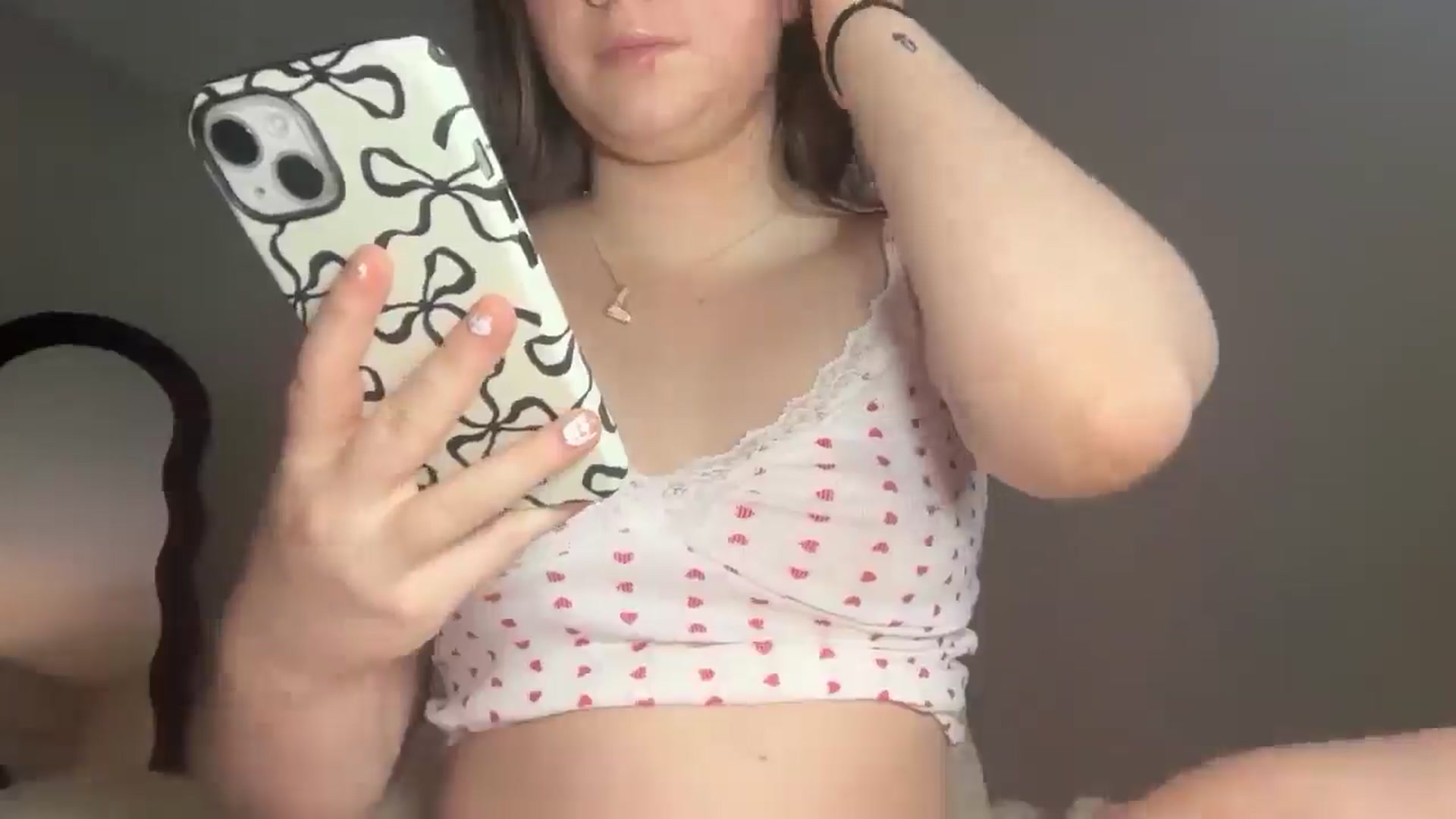 Gallery image thumbnail from Madisonfoxx69's myfreecams stream on, 12/29/2025, 03:22 image 15 of 20