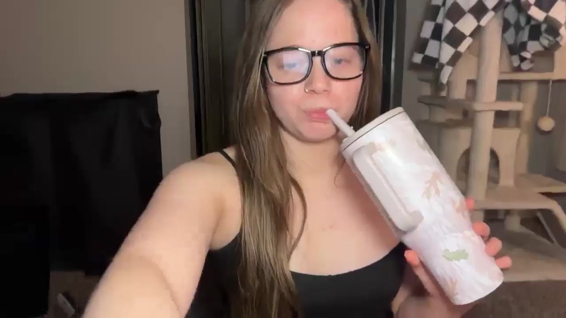 Gallery image thumbnail from Madisonfoxx69's myfreecams stream on, 01/05/2026, 01:59 image 8 of 20