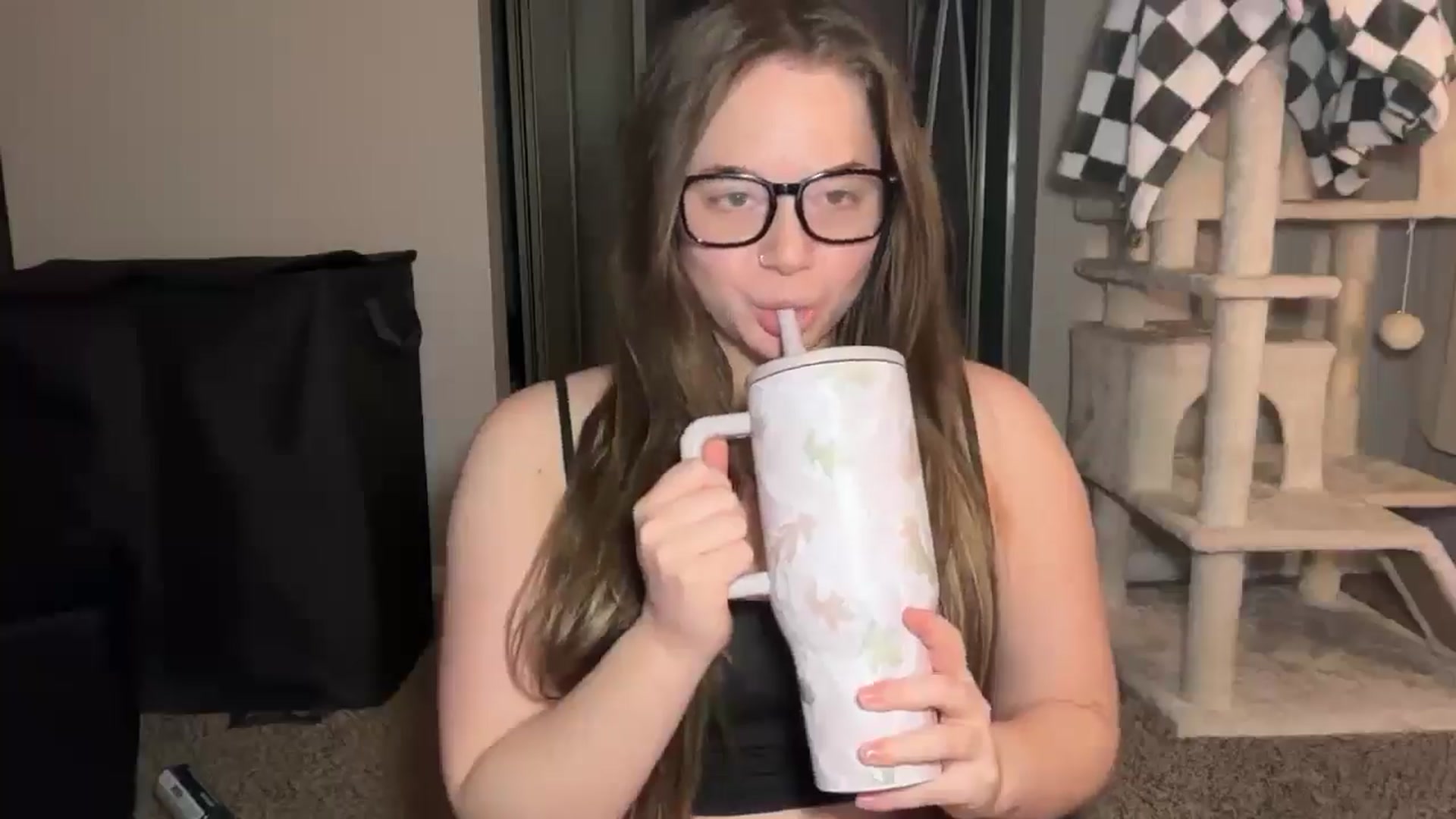Gallery image thumbnail from Madisonfoxx69's myfreecams stream on, 01/05/2026, 01:59 image 6 of 20