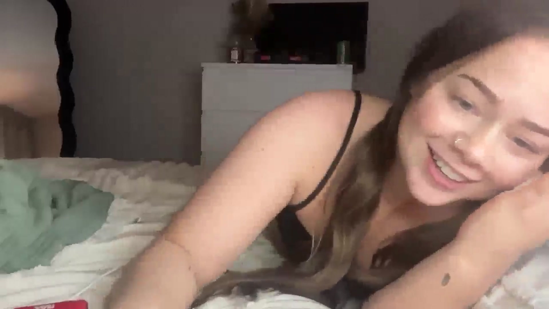 Gallery image thumbnail from Madisonfoxx69's myfreecams stream on, 01/17/2026, 04:34 image 18 of 20
