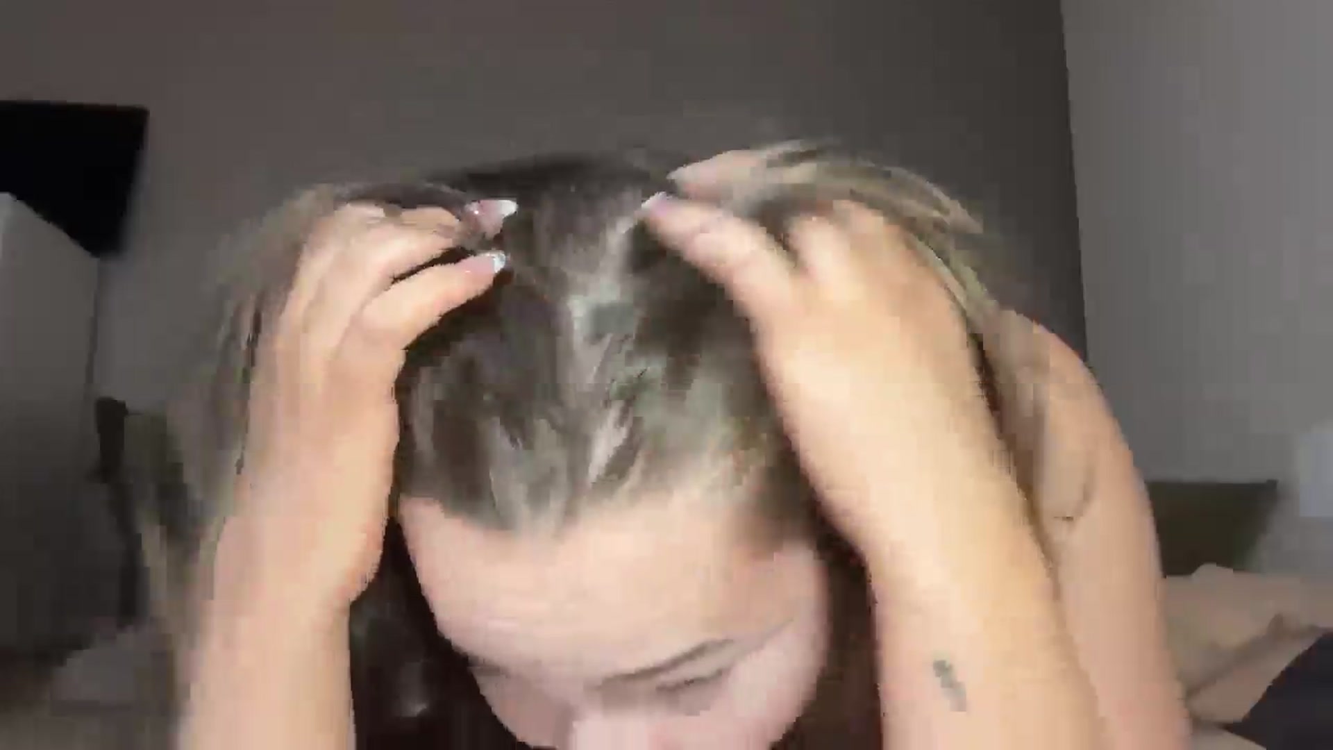 Gallery image thumbnail from Madisonfoxx69's myfreecams stream on, 01/21/2026, 03:17 image 11 of 20