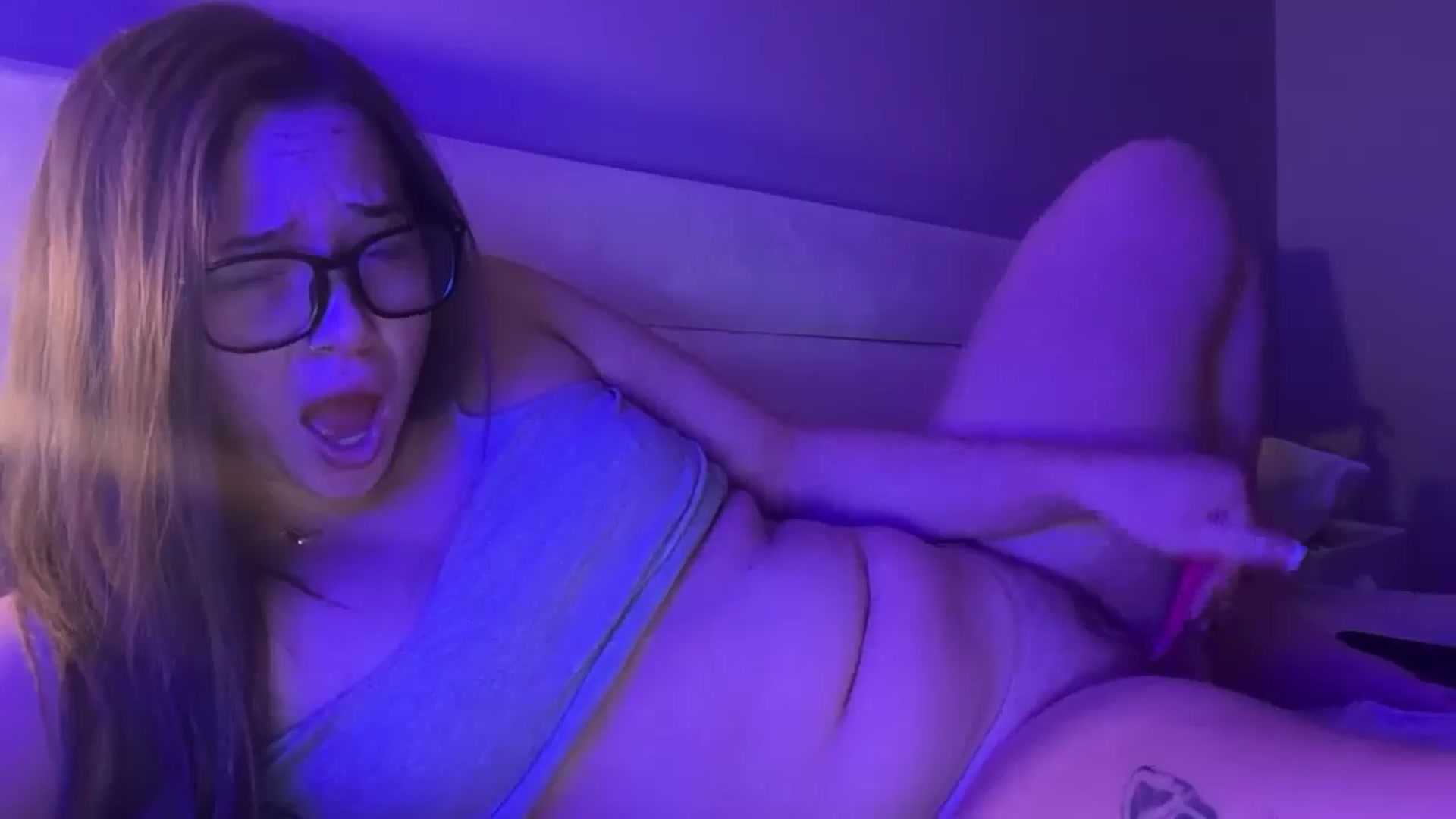 Gallery image thumbnail from Madisonfoxx69's myfreecams stream on, 01/23/2026, 06:26 image 16 of 20