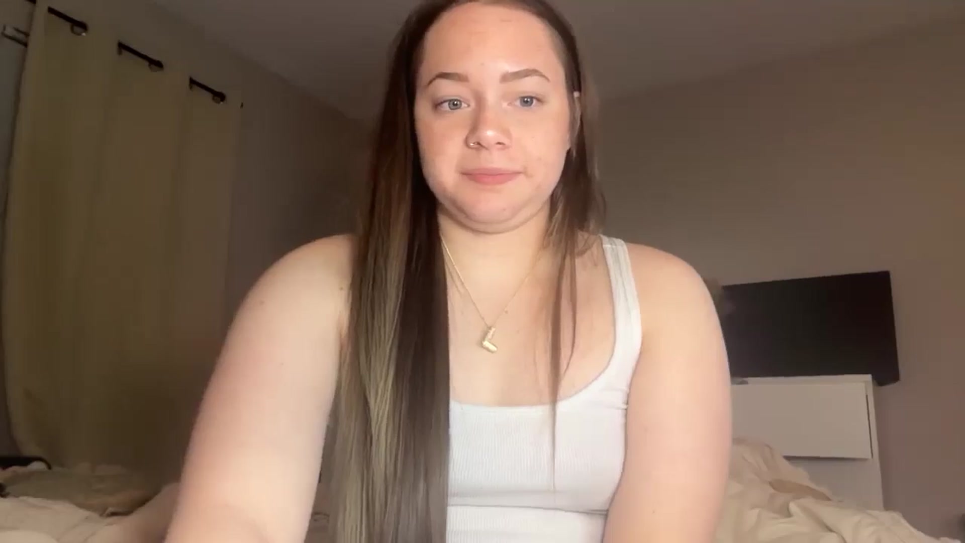 Gallery image thumbnail from Madisonfoxx69's myfreecams stream on, 02/04/2026, 04:12 image 20 of 20