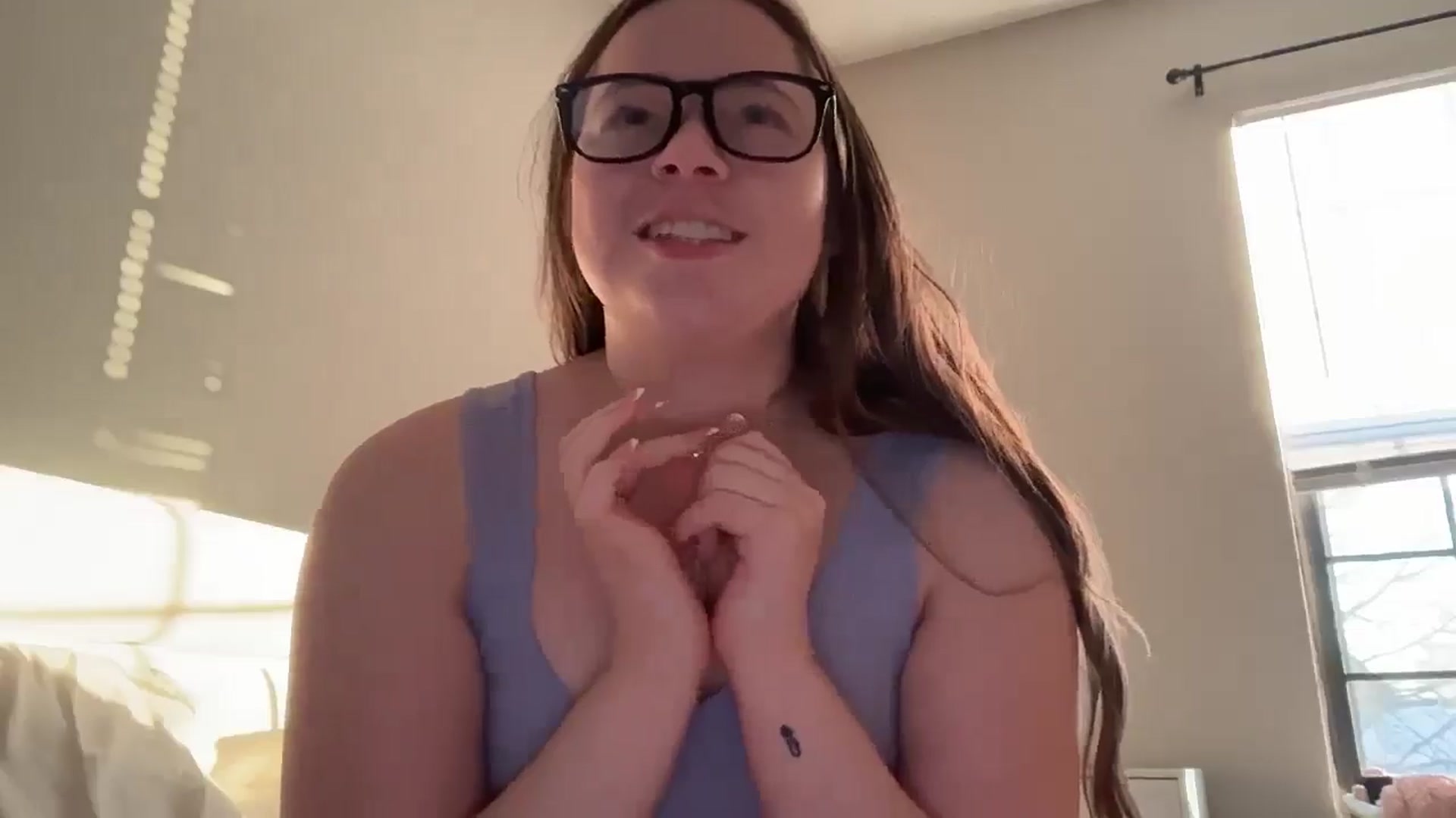 Gallery image thumbnail from Madisonfoxx69's myfreecams stream on, 02/08/2026, 22:41 image 14 of 20