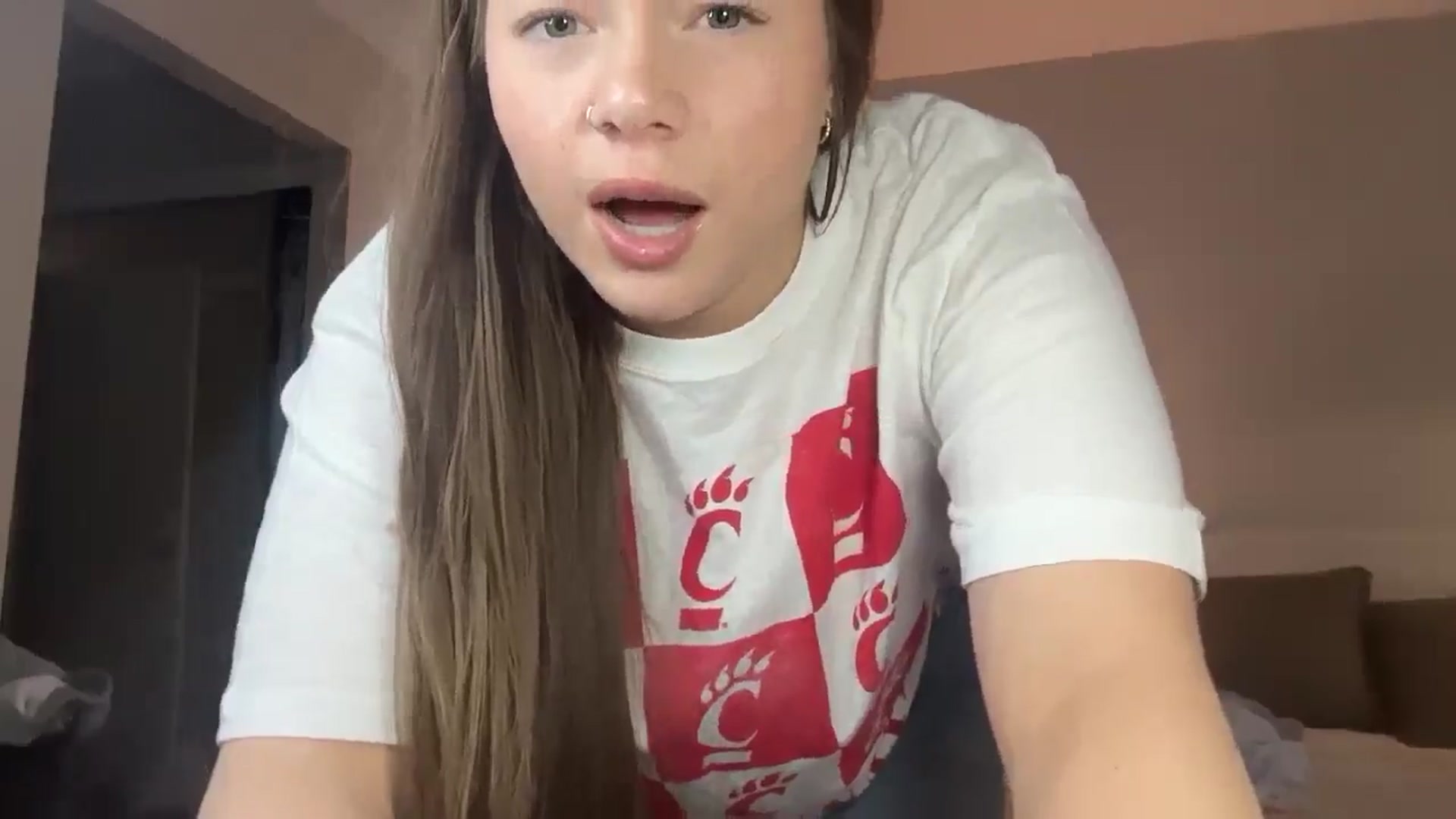 Gallery image thumbnail from Madisonfoxx69's myfreecams stream on, 02/28/2026, 23:22 image 7 of 20
