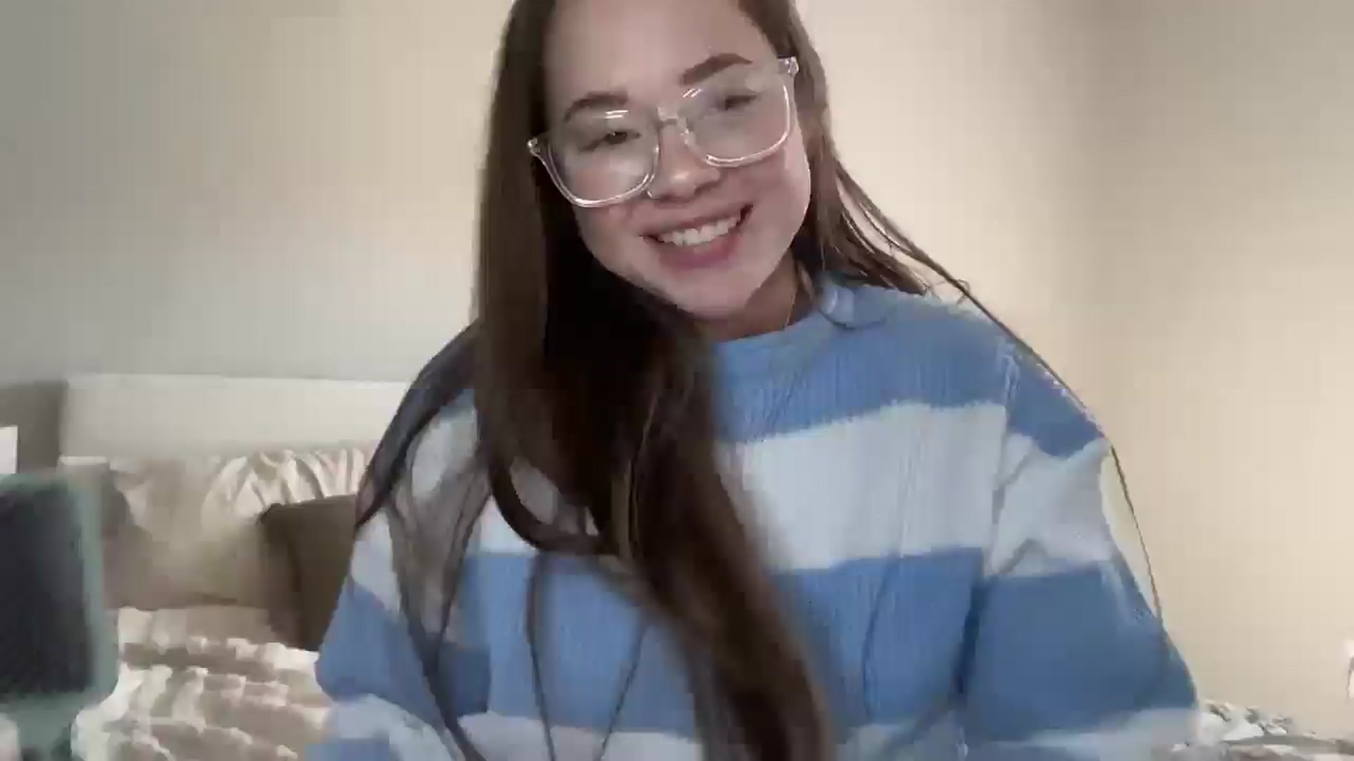 Gallery image thumbnail from Madisonfoxx69's myfreecams stream on, 03/08/2026, 20:51 image 1 of 20