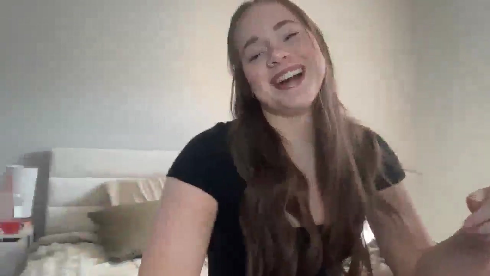 Gallery image thumbnail from Madisonfoxx69's myfreecams stream on, 03/09/2026, 20:43 image 8 of 20