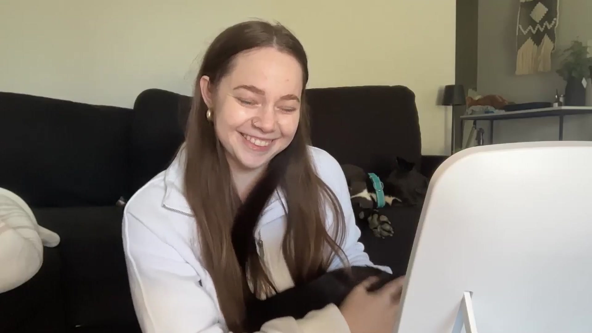 Gallery image thumbnail from Madisonfoxx69's myfreecams stream on, 05/01/2026, 22:33 image 3 of 20