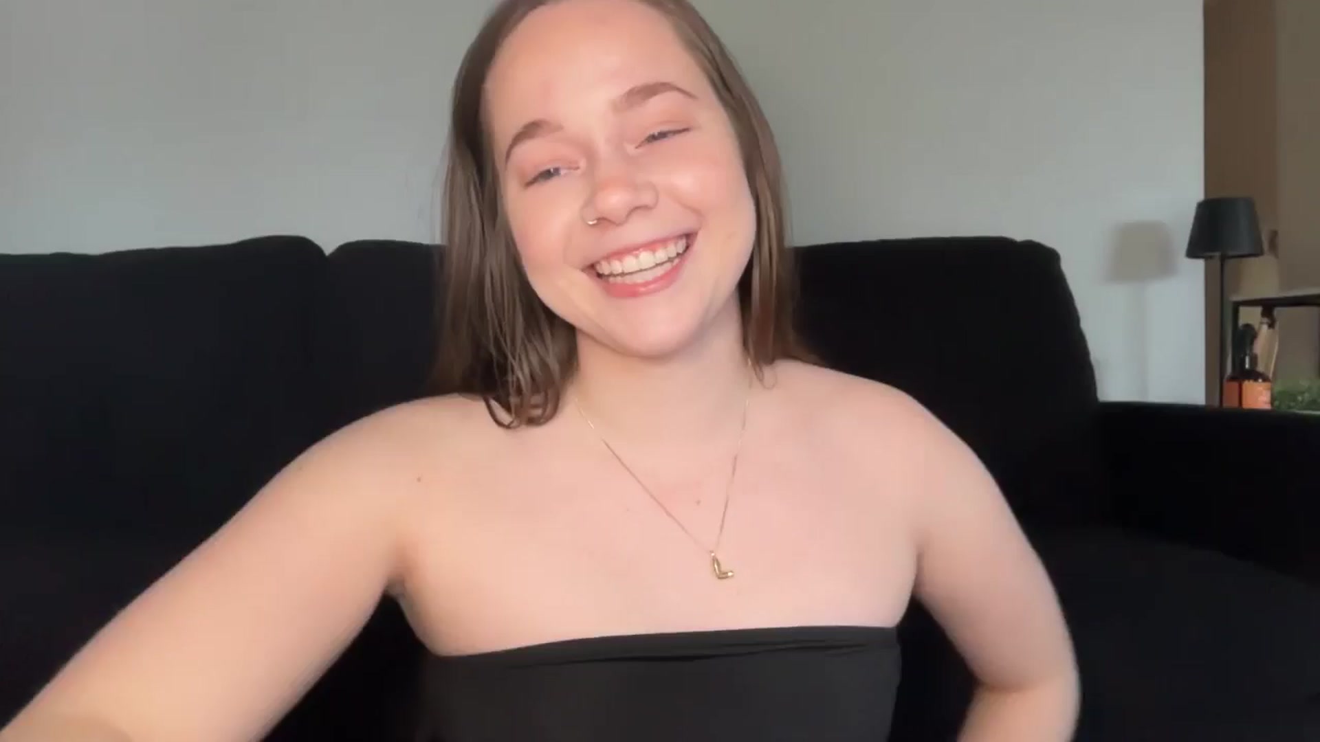 Gallery image thumbnail from Madisonfoxx69's myfreecams stream on, 05/03/2026, 23:36 image 1 of 20